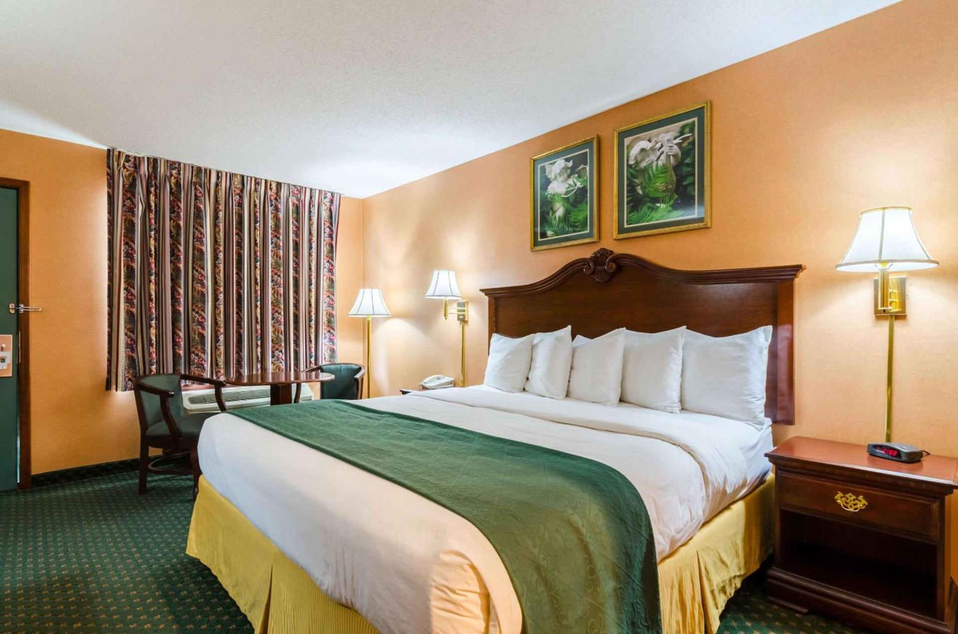 Quality Inn Eureka Springs South photo 23