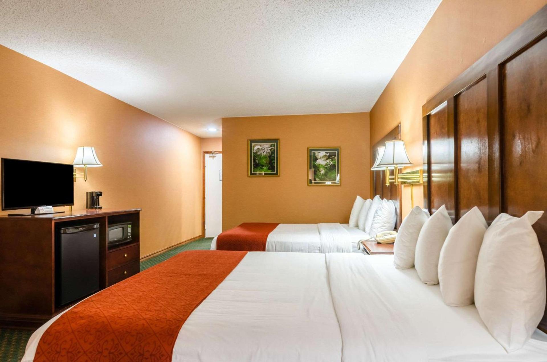 Quality Inn Eureka Springs South photo 30