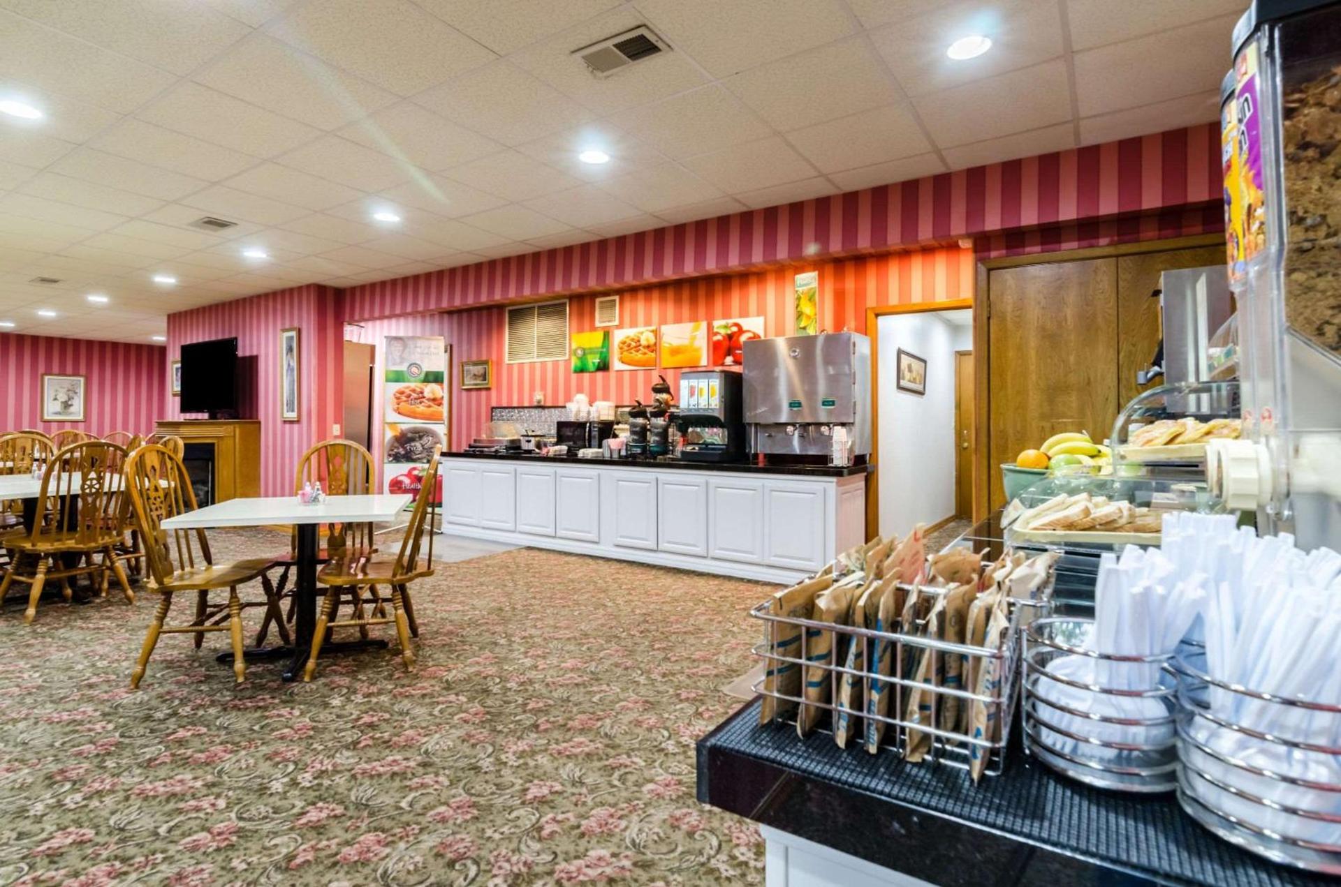 Quality Inn Eureka Springs South photo 7