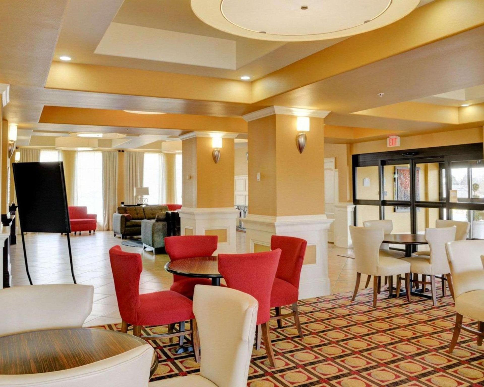 Comfort Inn & Suites Fort Smith I-540 photo 30