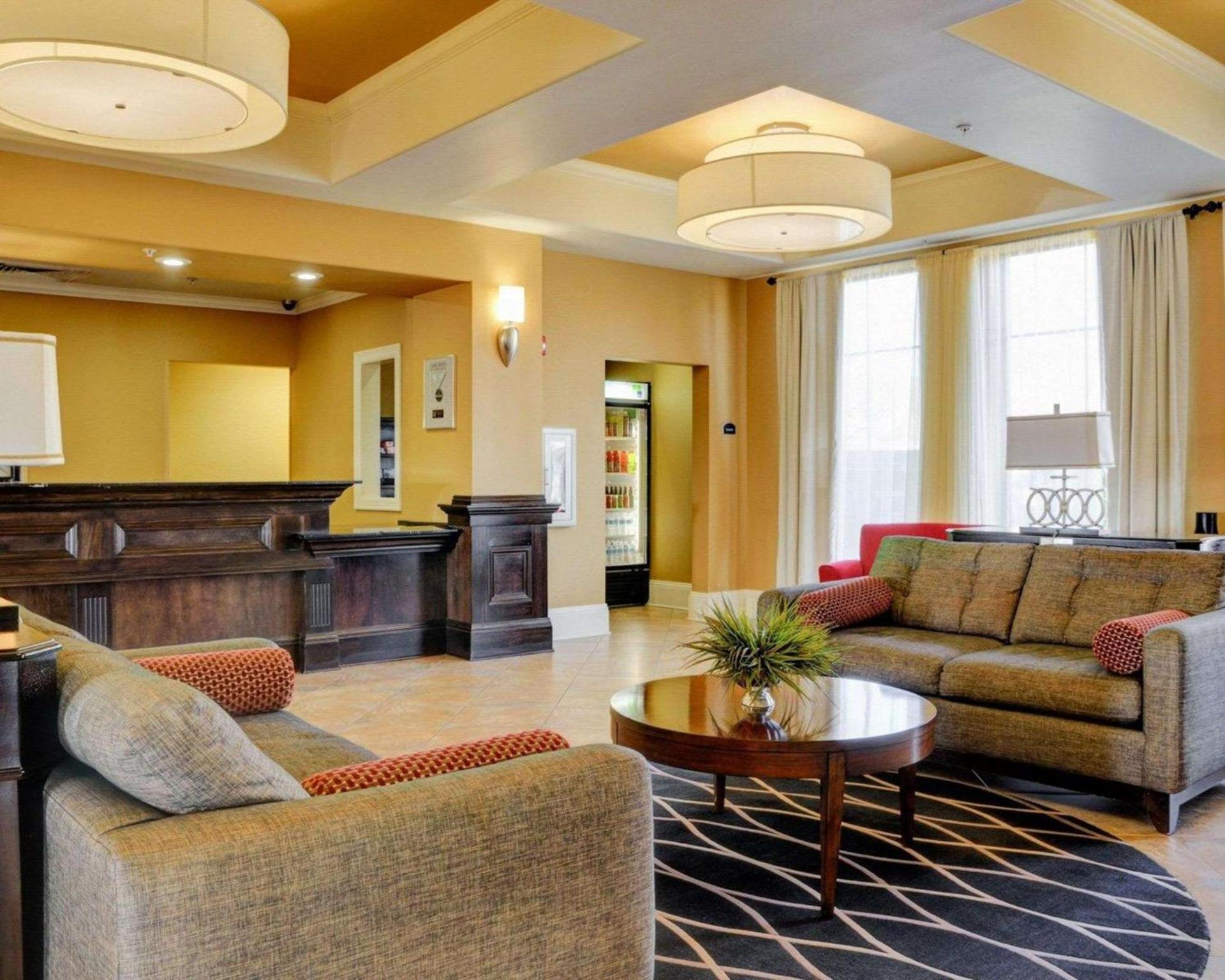 Comfort Inn & Suites Fort Smith I-540 photo 3