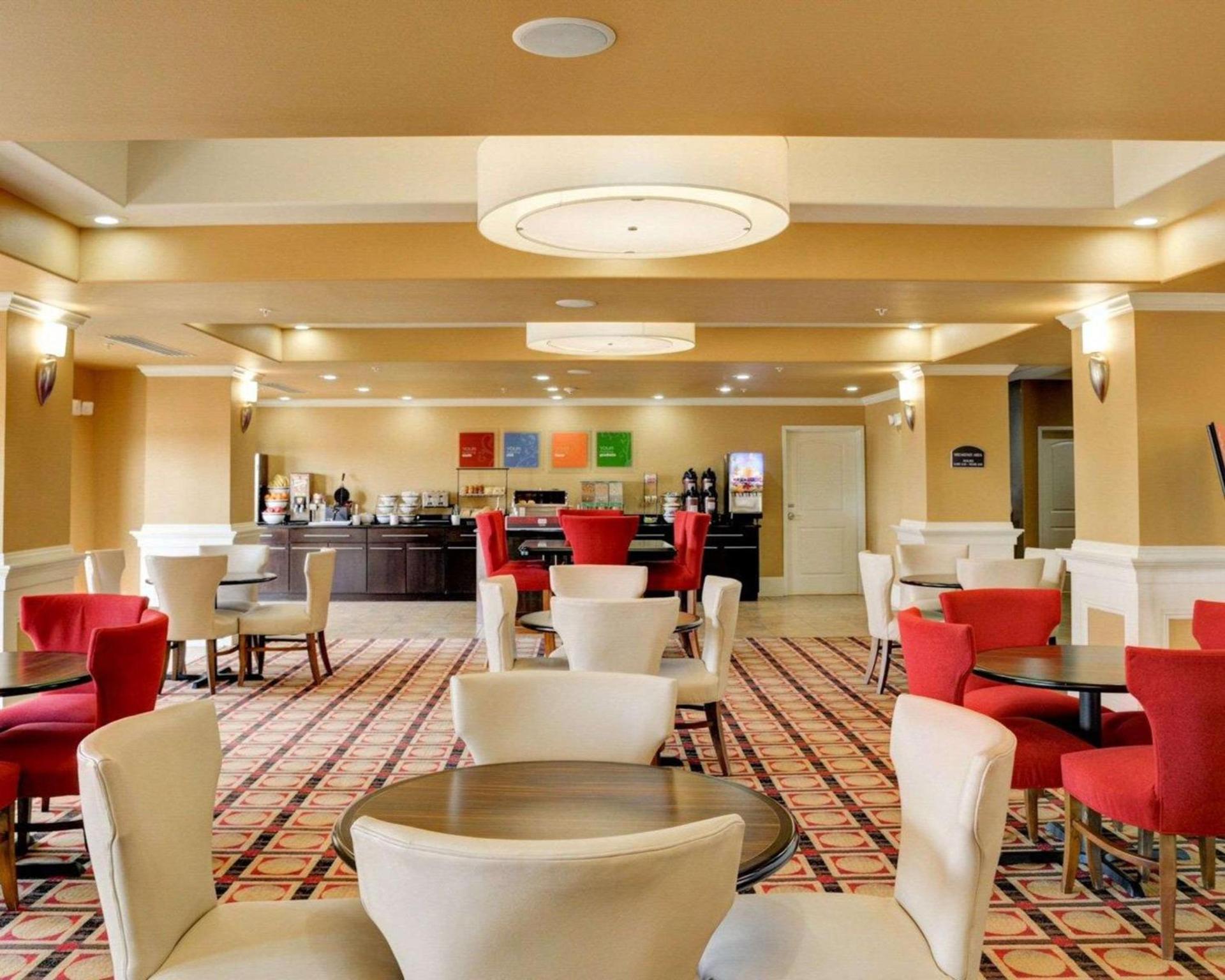 Comfort Inn & Suites Fort Smith I-540 photo 34