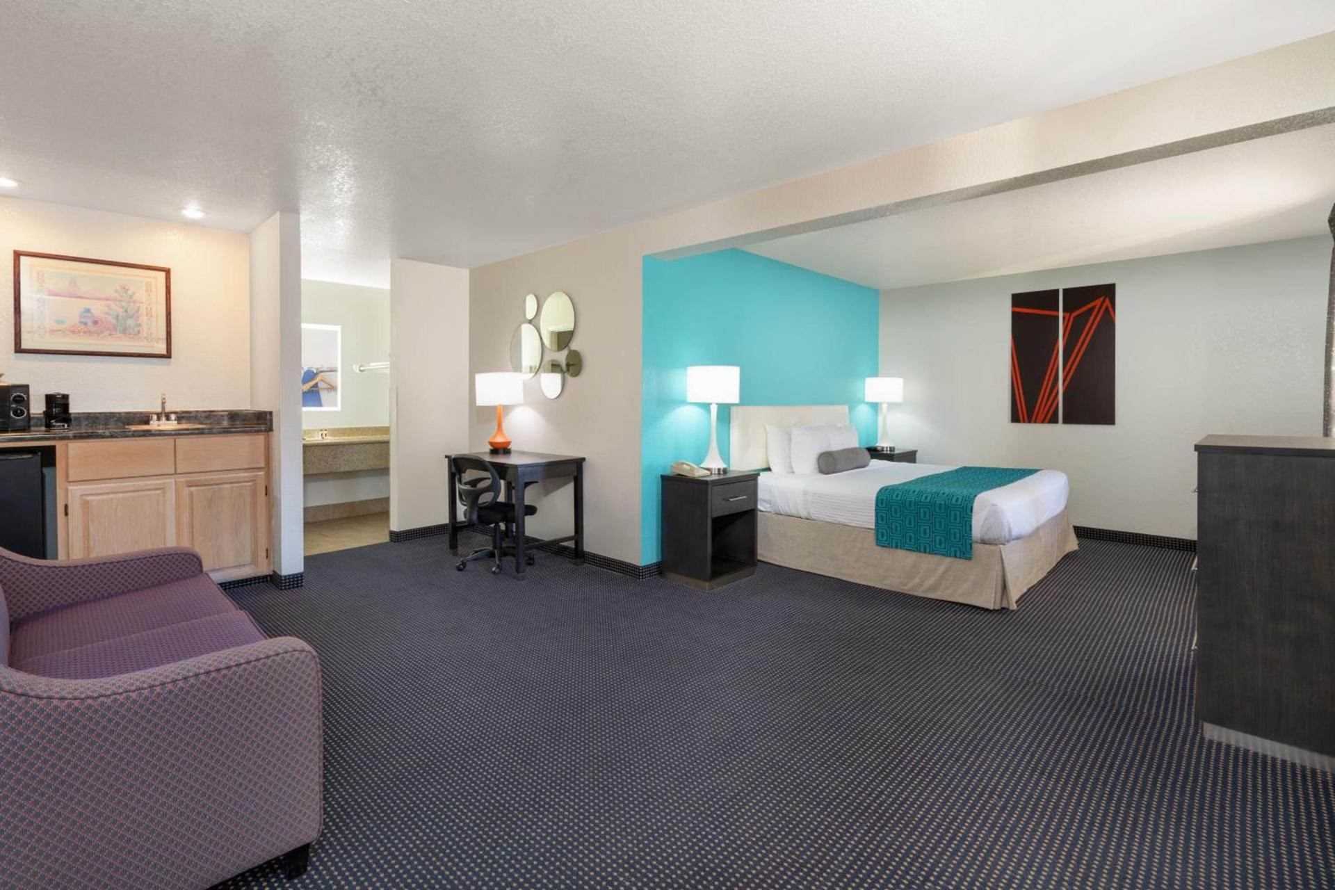 Howard Johnson by Wyndham Holbrook photo 7