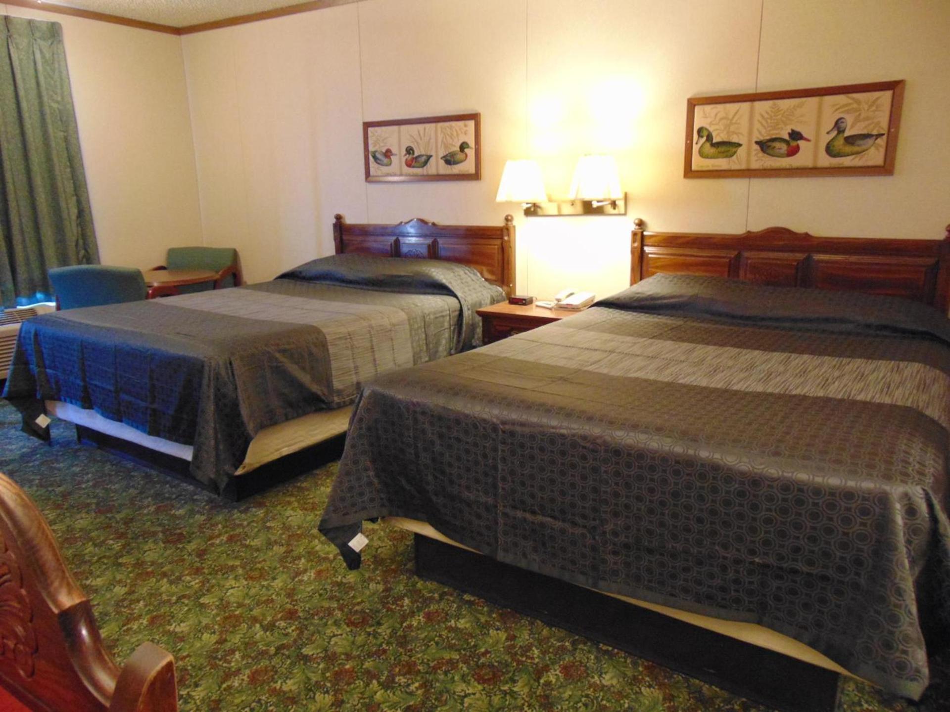 Heritage House Inn photo 32