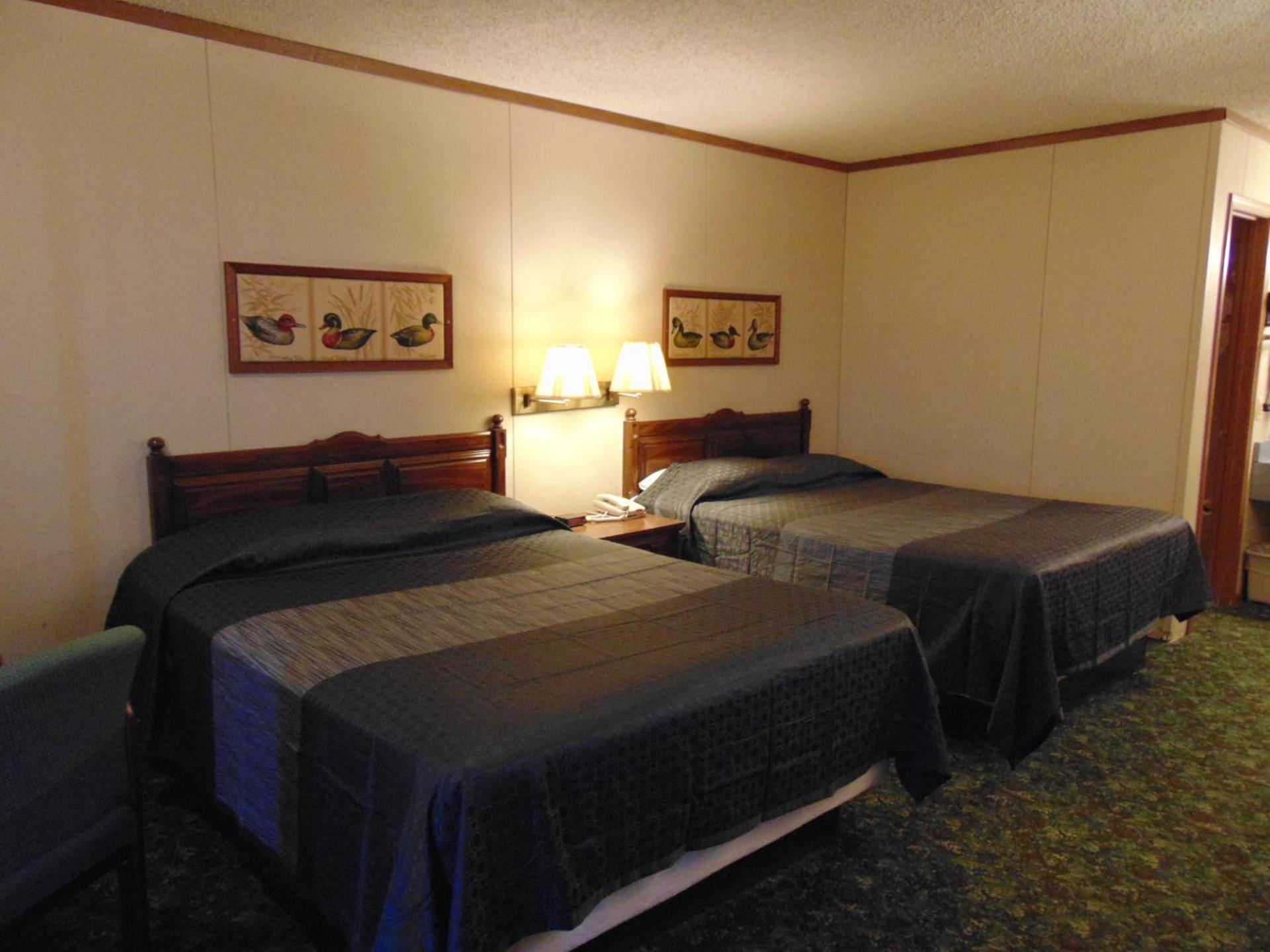Heritage House Inn photo 34