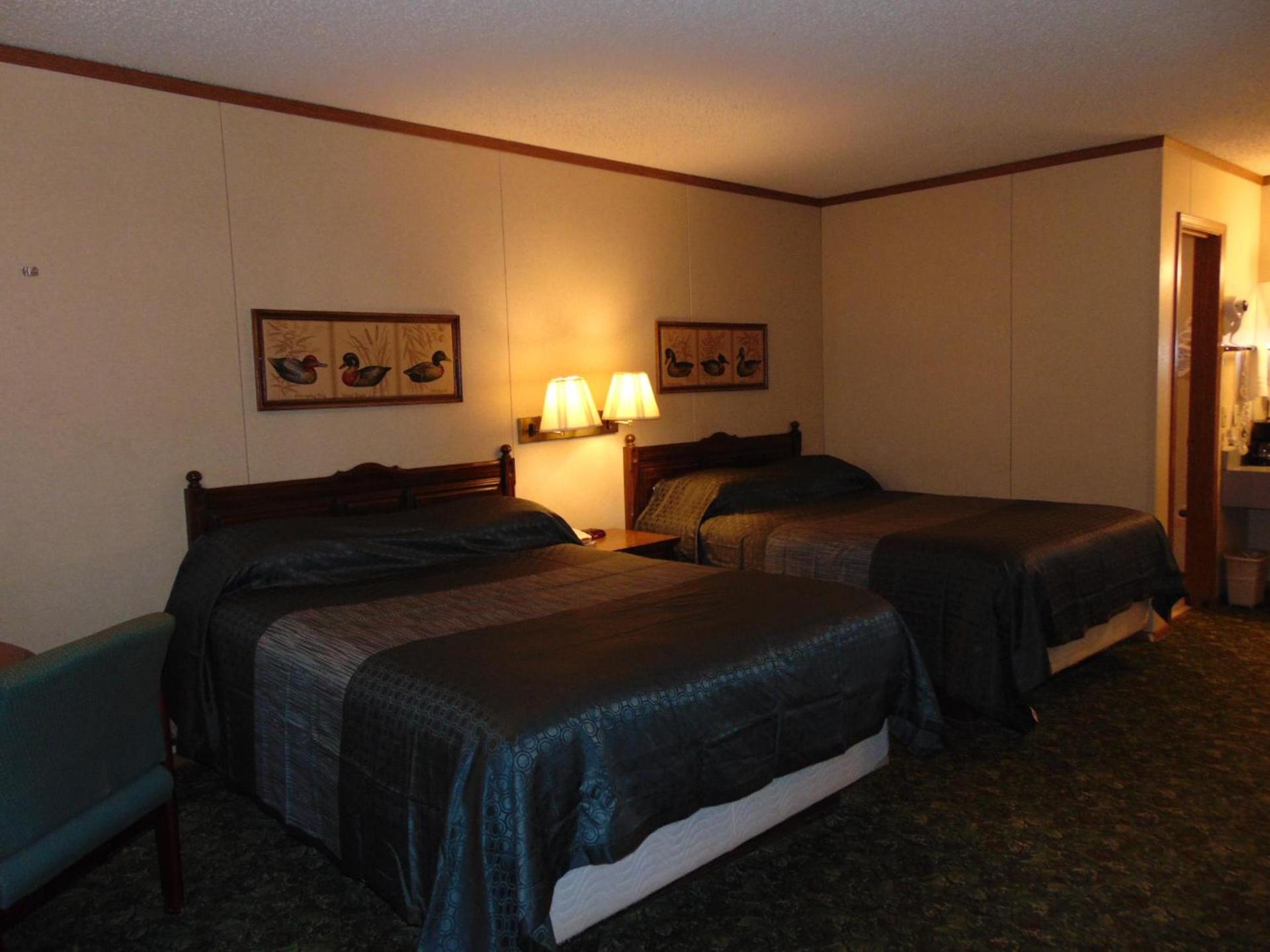 Heritage House Inn photo 35
