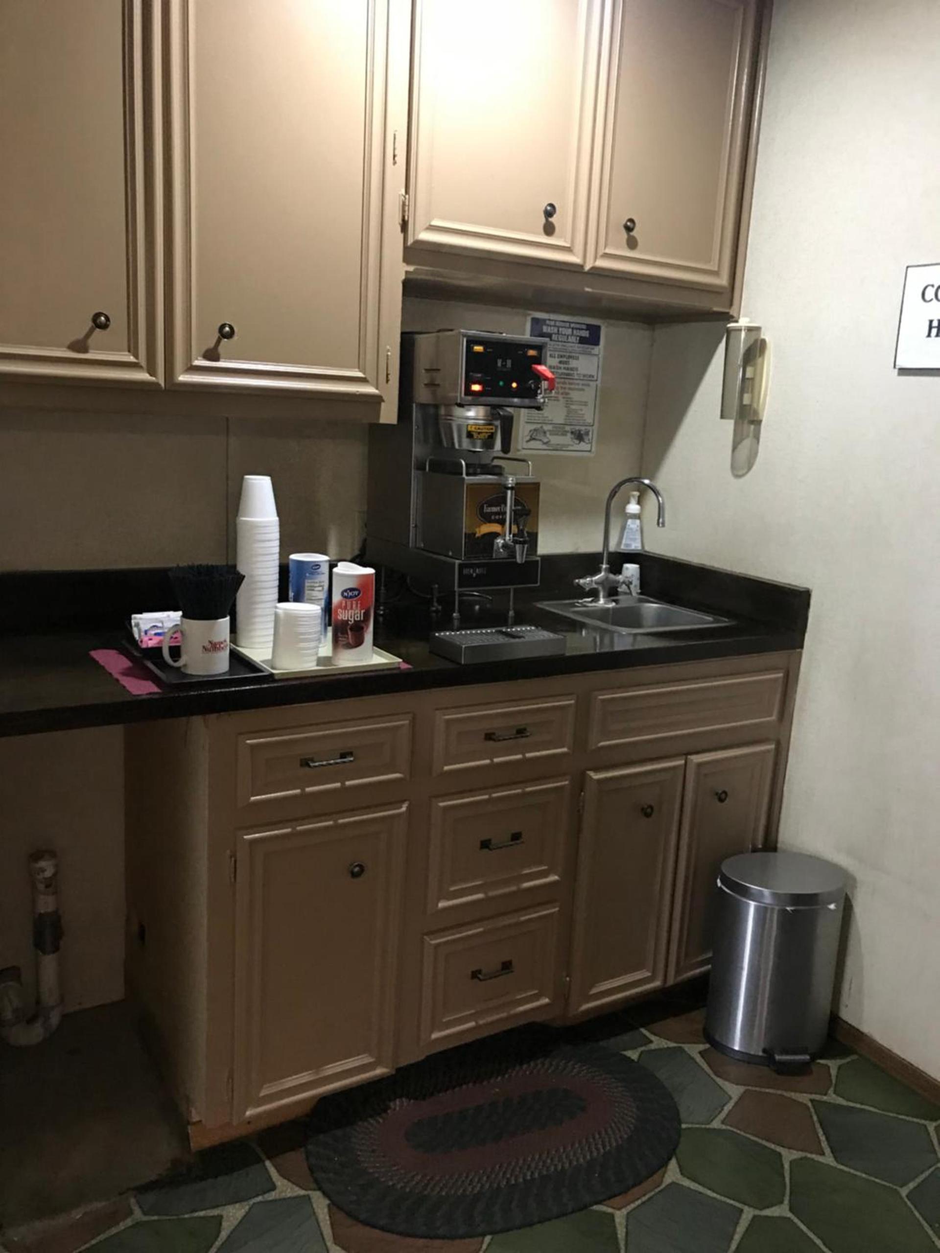 Heritage House Inn photo 25