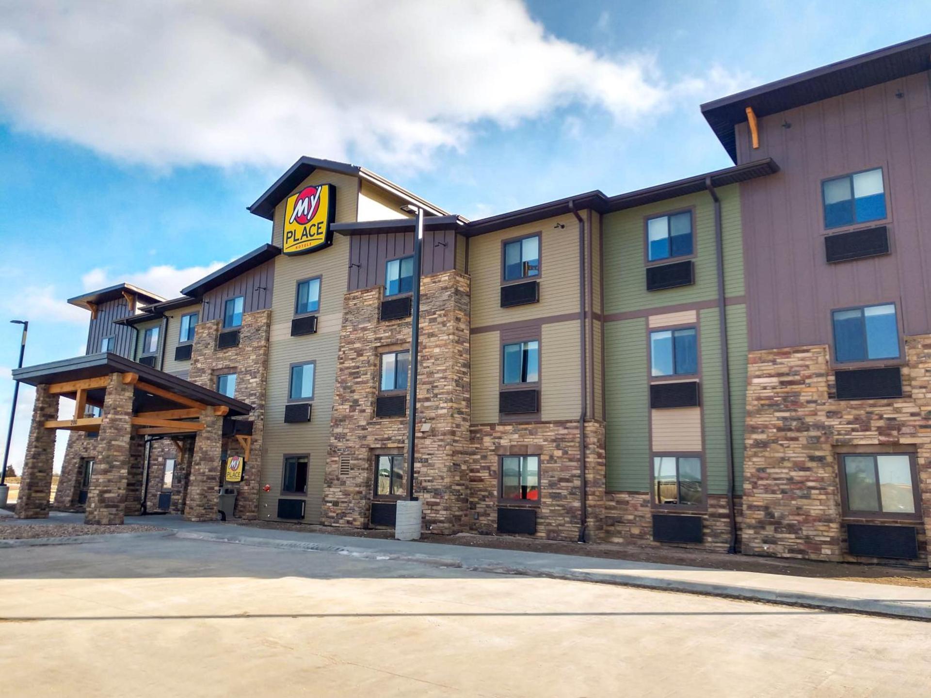 My Place Hotel-Hastings, NE photo 2