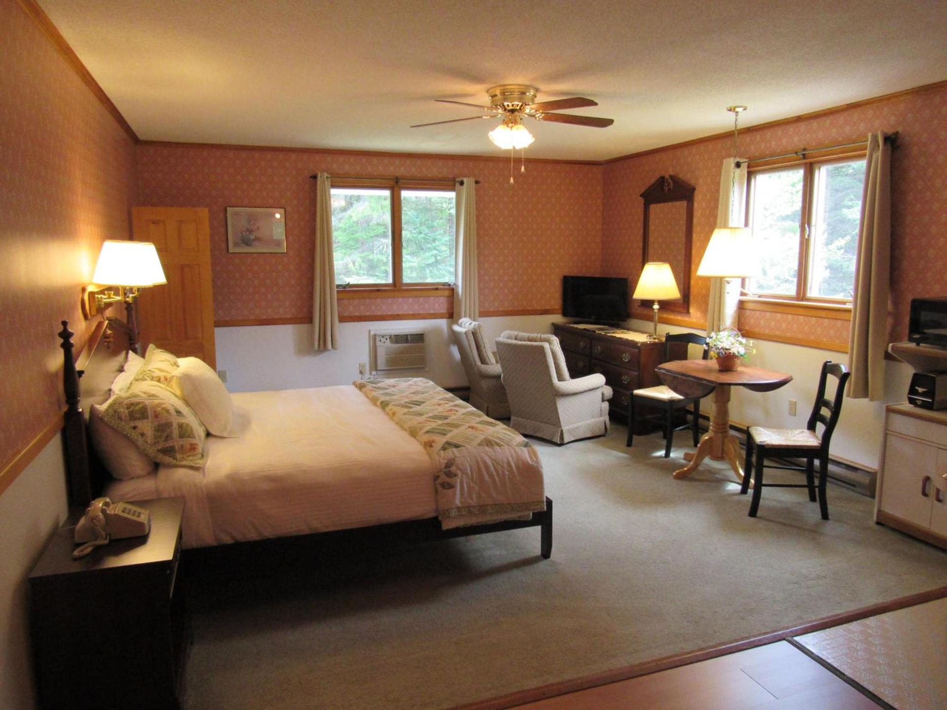 Carlson's Lodge photo 22