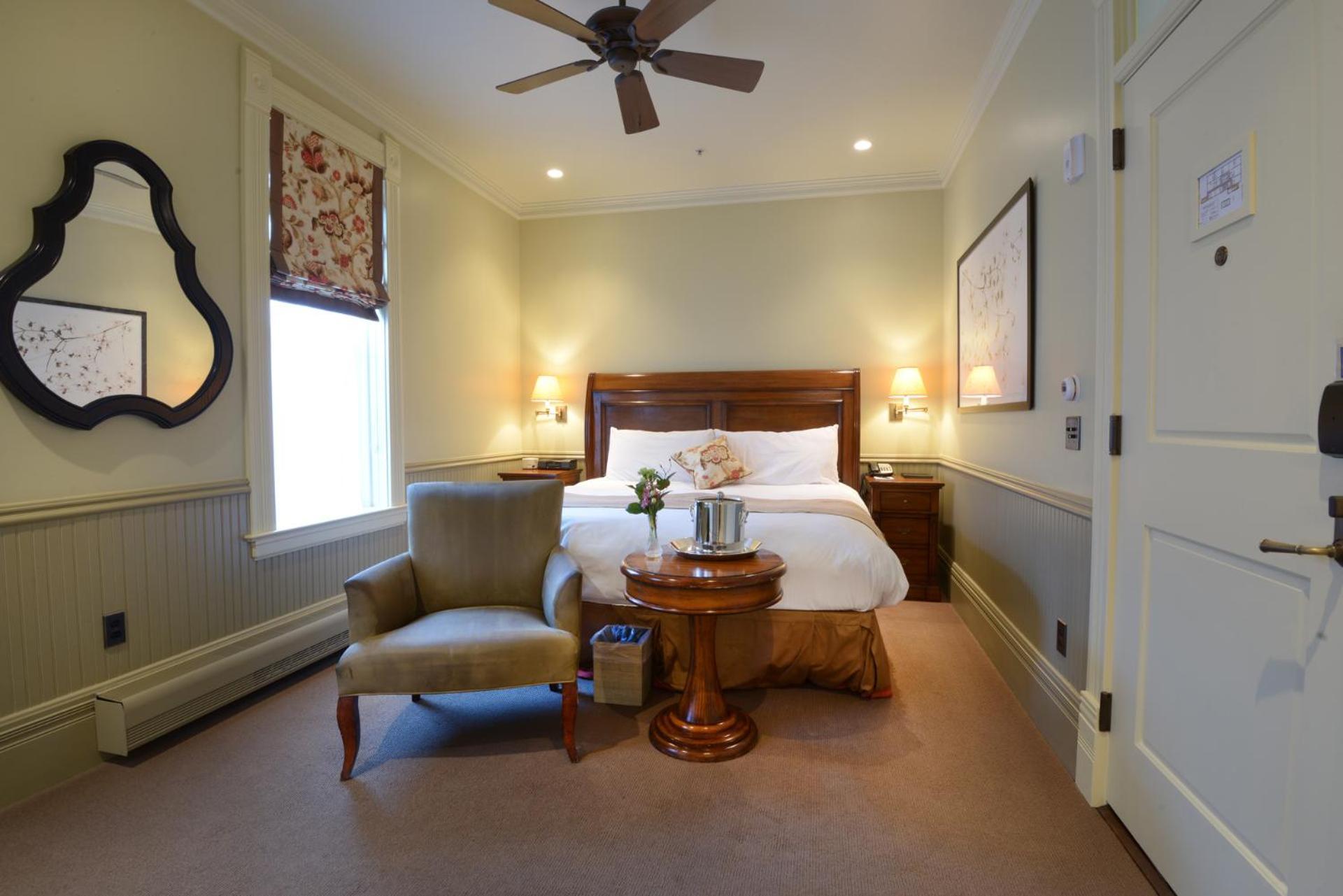 New Sheridan Hotel photo 2