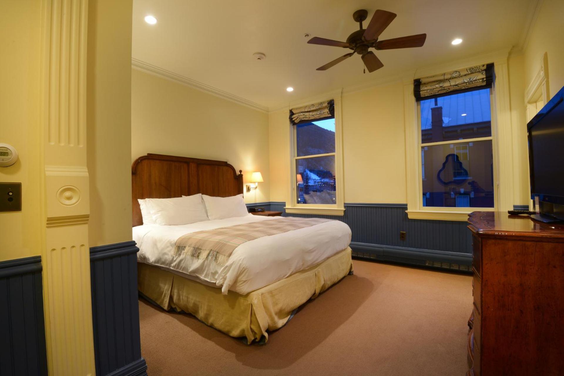 New Sheridan Hotel photo 6