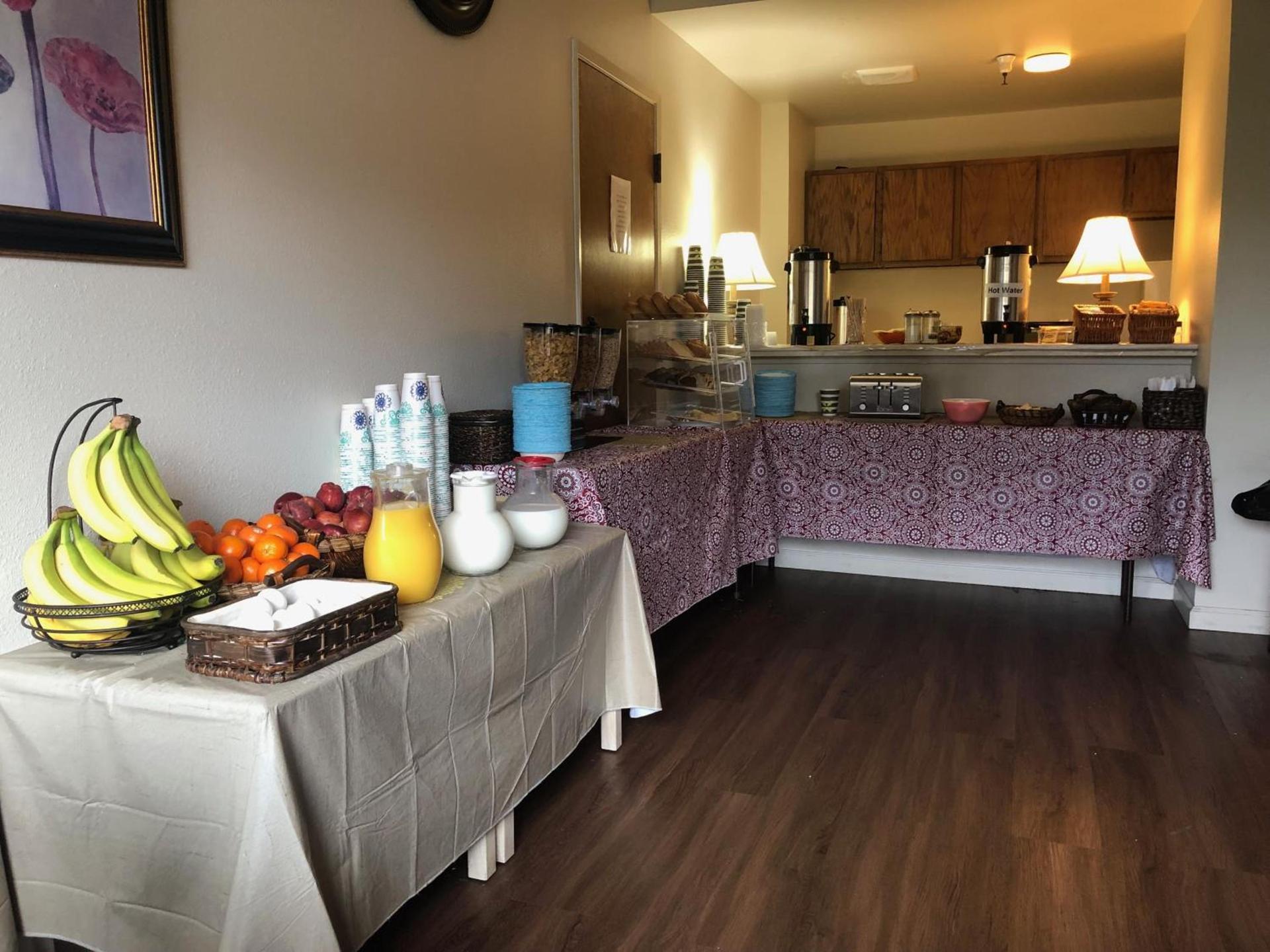 The Monarch Resort photo 31