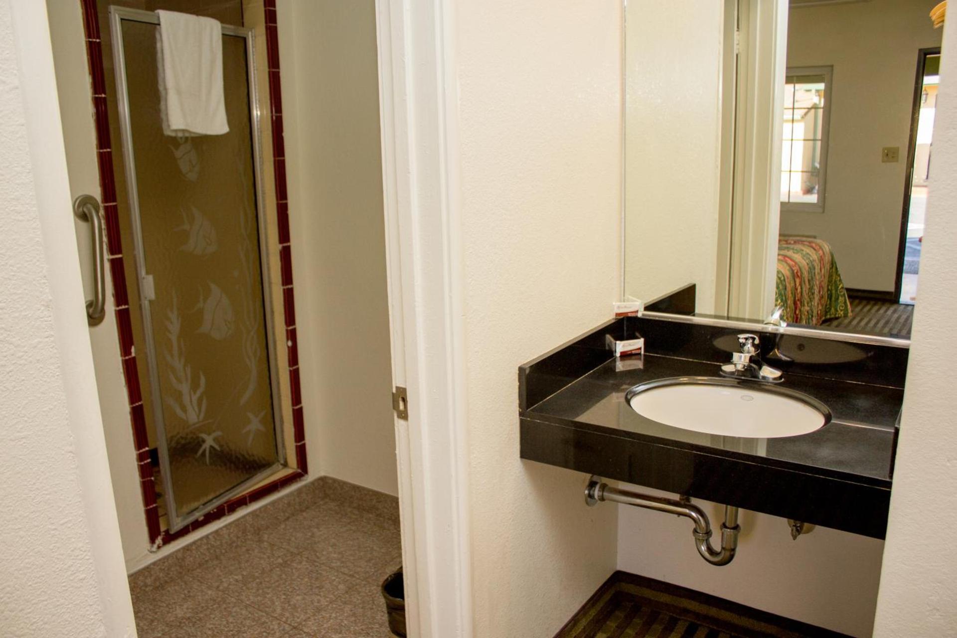 King's Rest Motel photo 10
