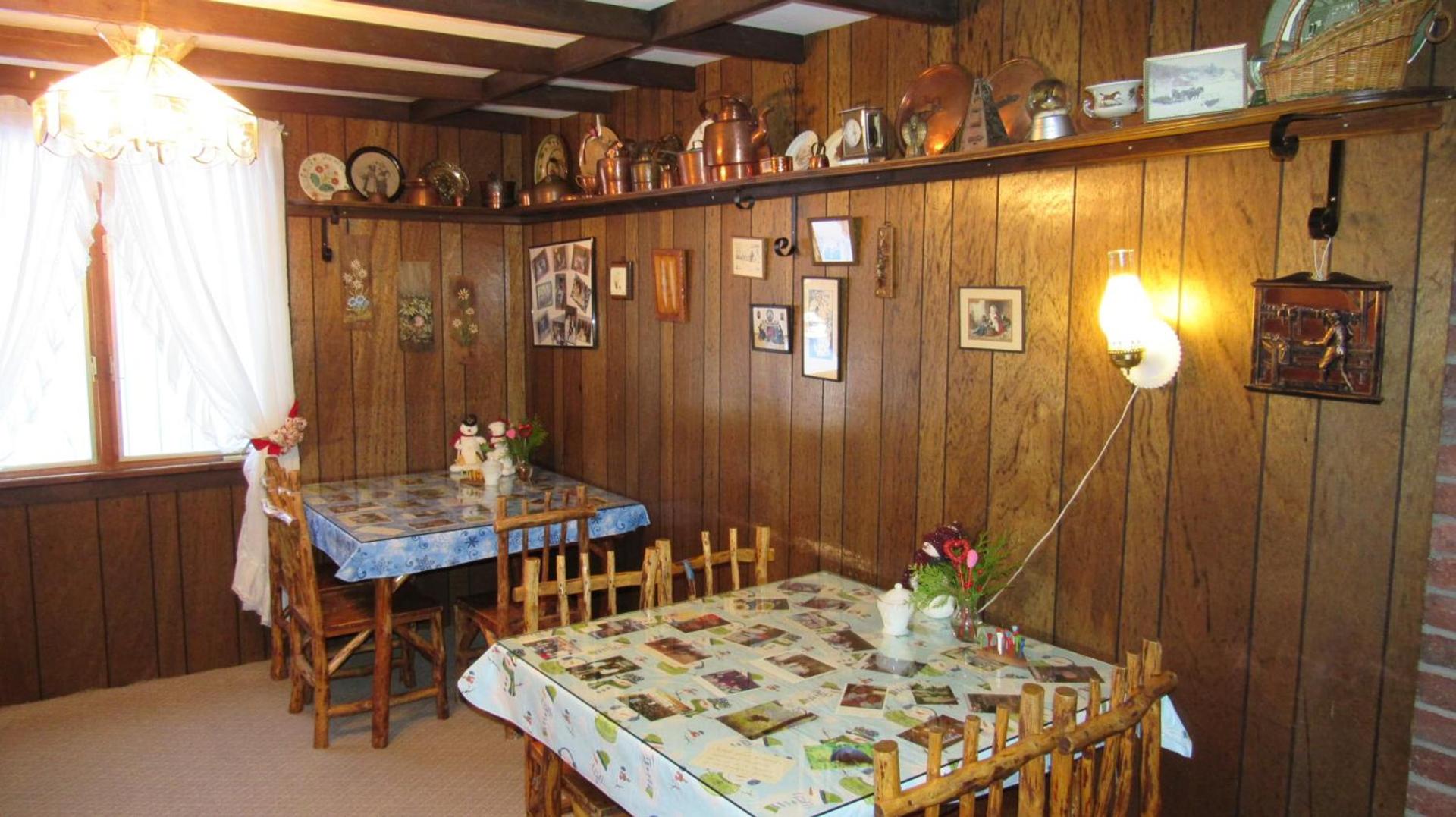 Carlson's Lodge photo 9