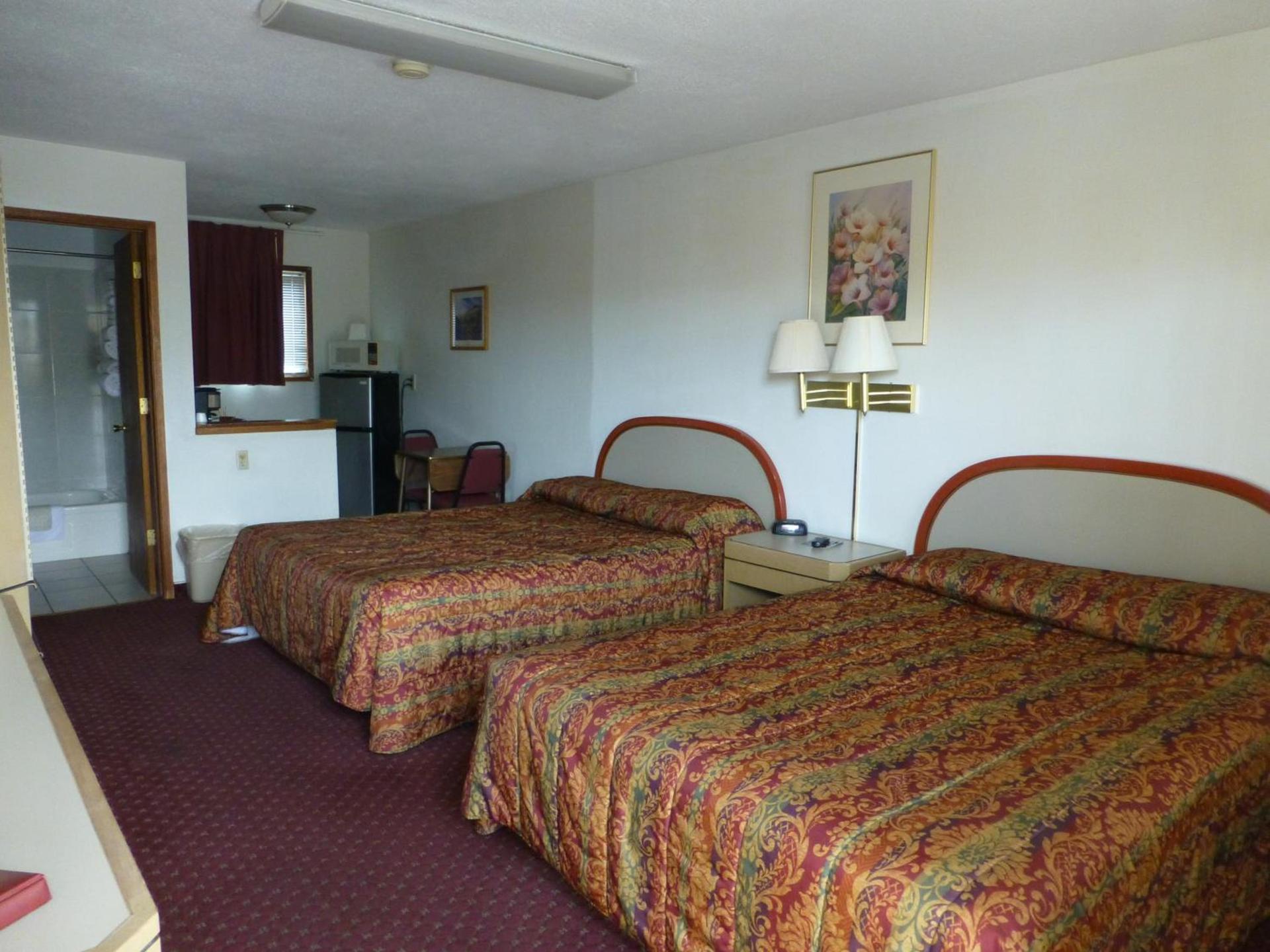 Umatilla Inn & Suites photo 5