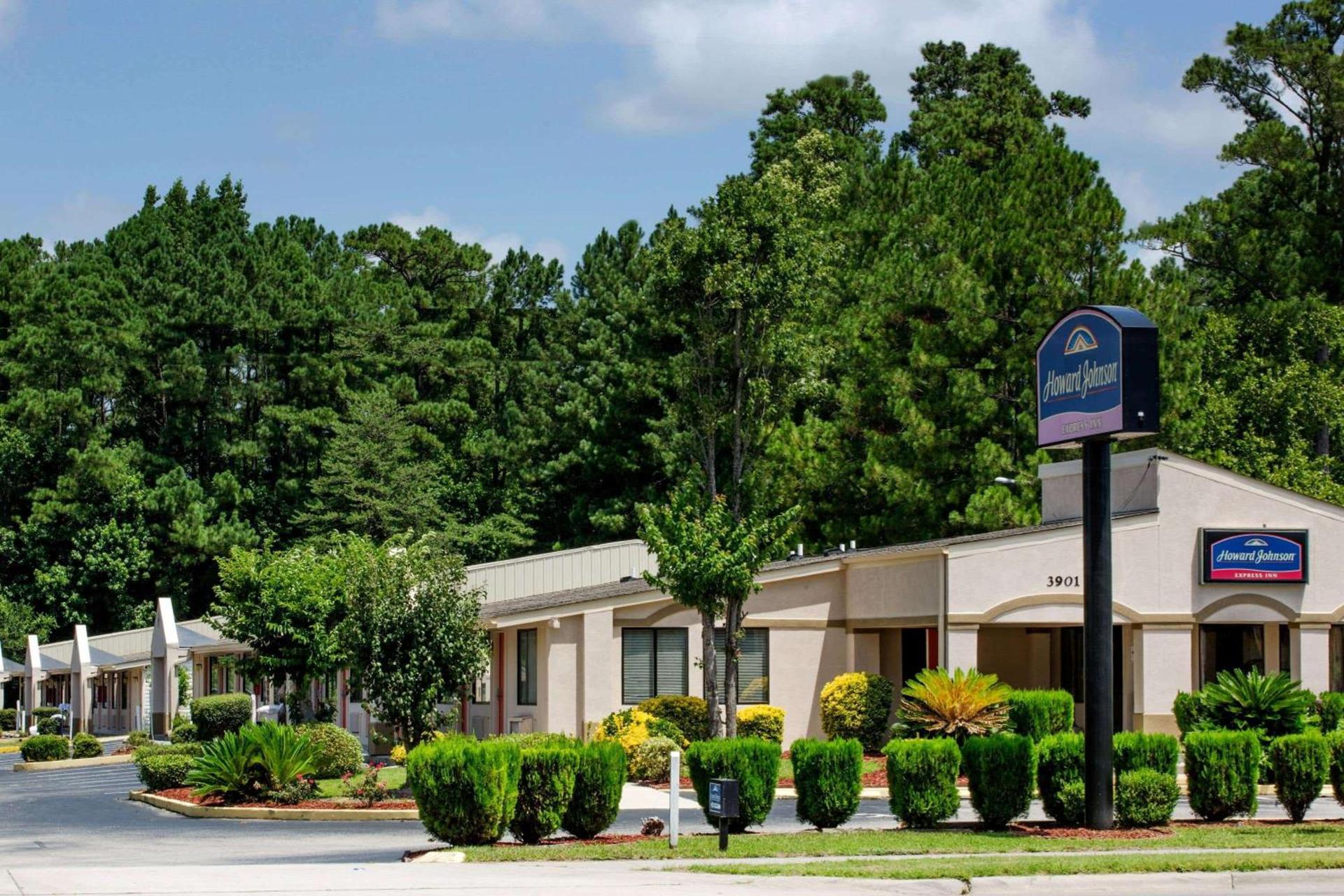 Howard Johnson by Wyndham Wilmington photo 1