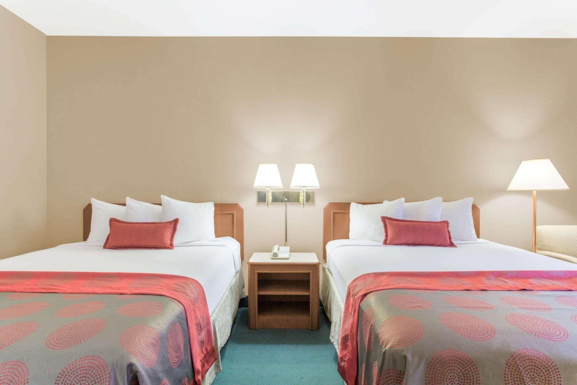 Ramada by Wyndham St George photo 34