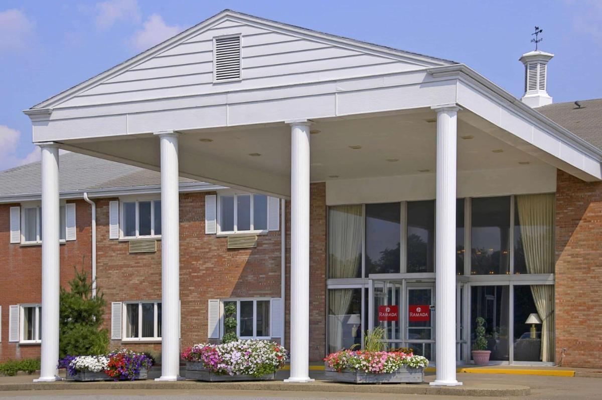 Ramada by Wyndham Washington photo 1