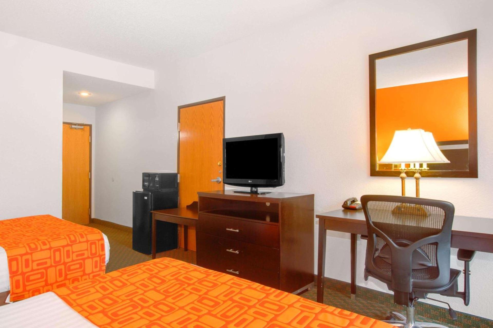 Howard Johnson by Wyndham Beckley photo 10