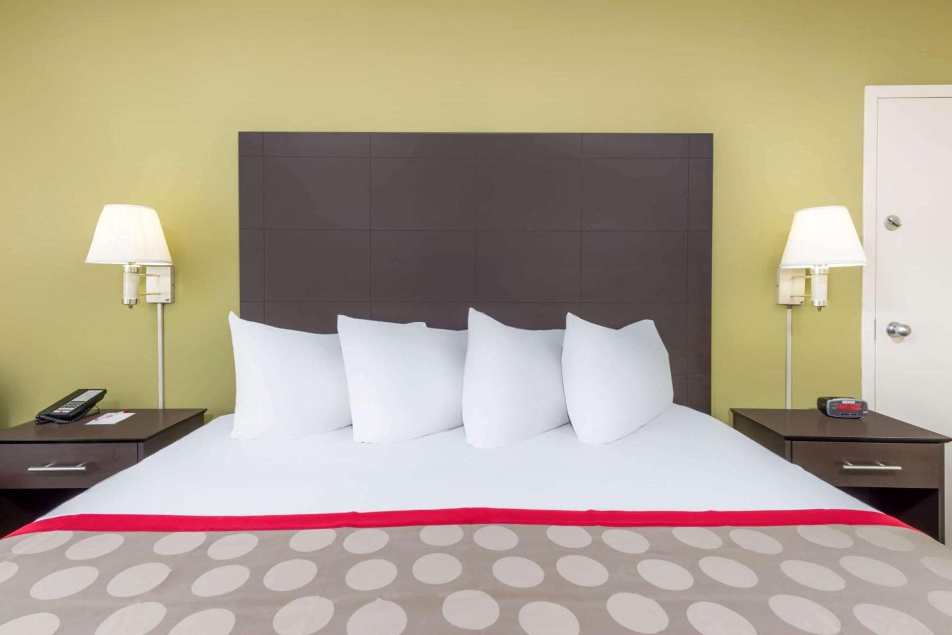 Ramada by Wyndham Vandalia photo 29