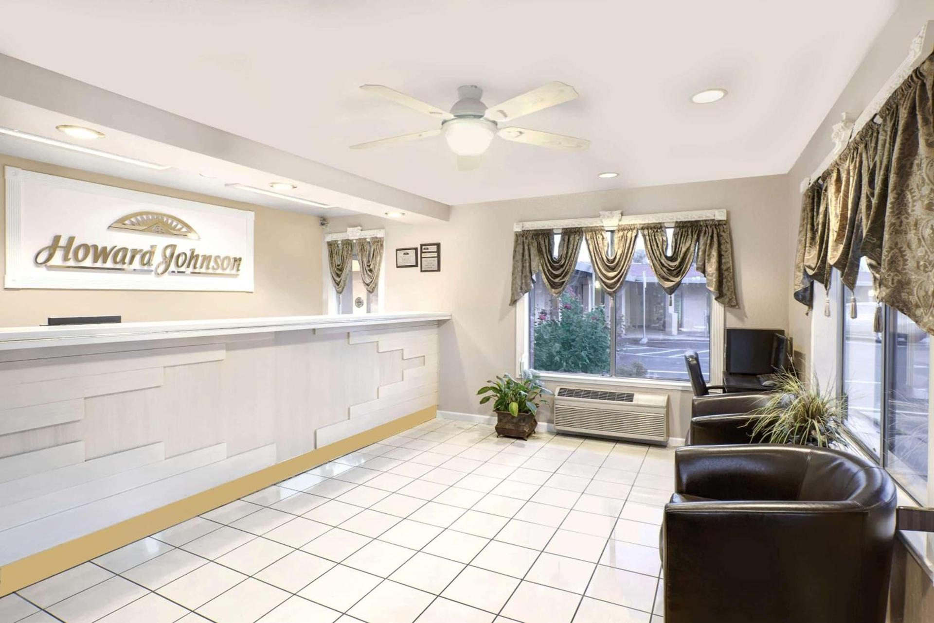 Howard Johnson by Wyndham Modesto Ceres photo 26