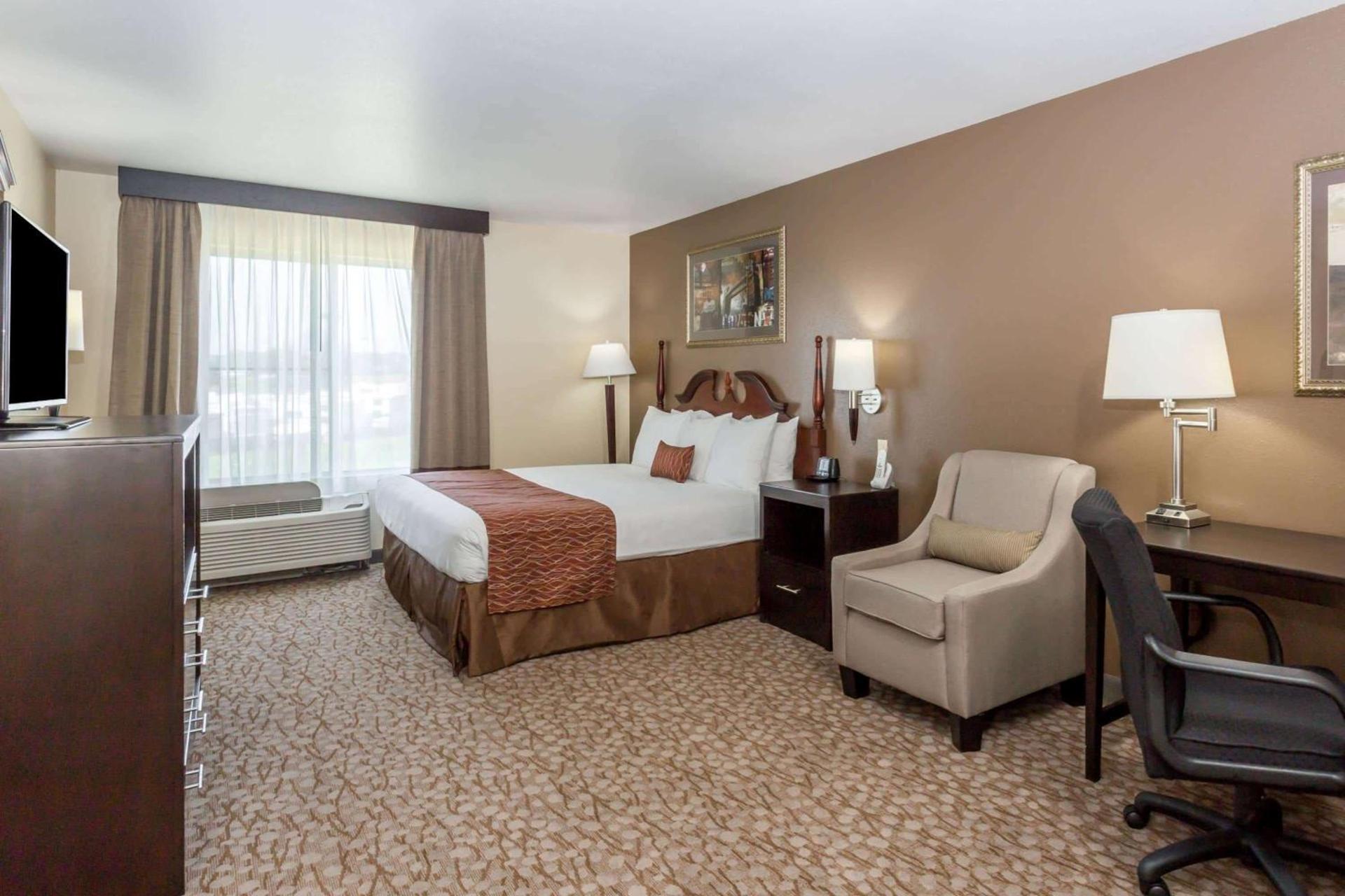 Wingate by Wyndham Joliet photo 3