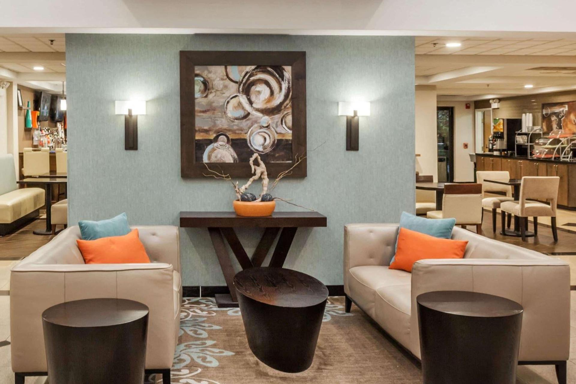 Wingate by Wyndham Chicago Schaumburg photo 6
