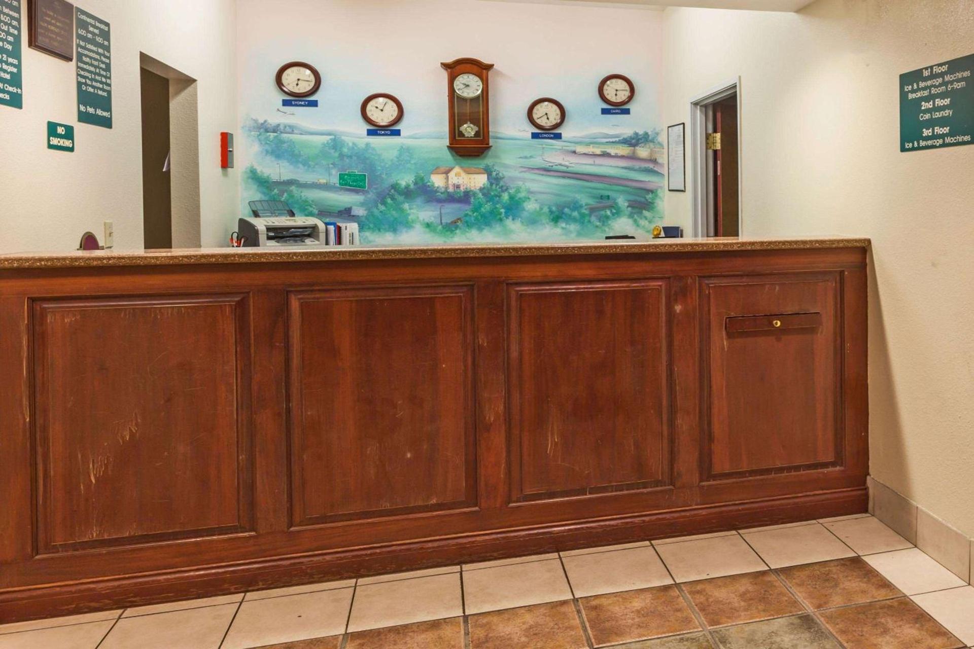 Sleep Inn Louisville Airport photo 2