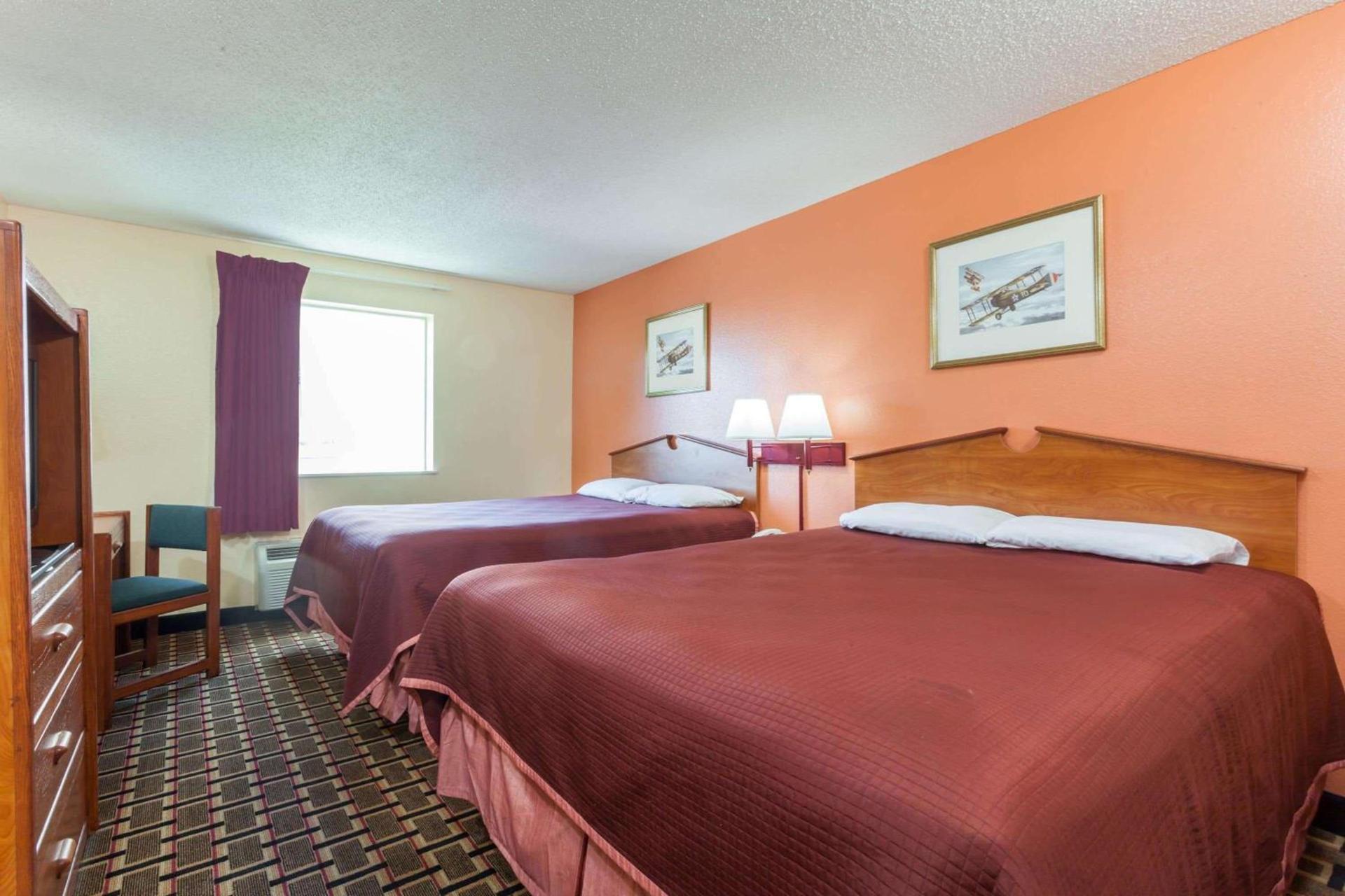 Sleep Inn Louisville Airport photo 8