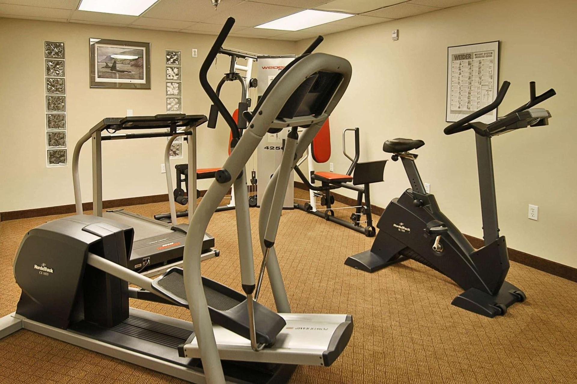 Ramada Downtown by Wyndham Anchorage photo 16