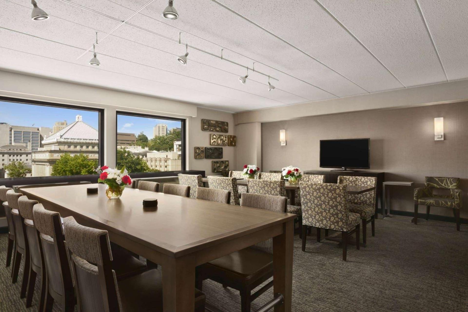 Wyndham Garden Midland photo 10