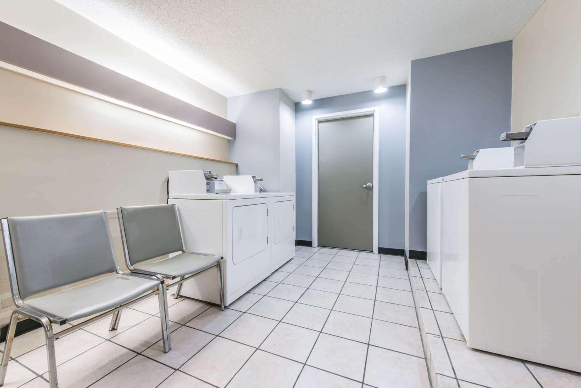 Microtel Inn Georgetown - Lexington North photo 25