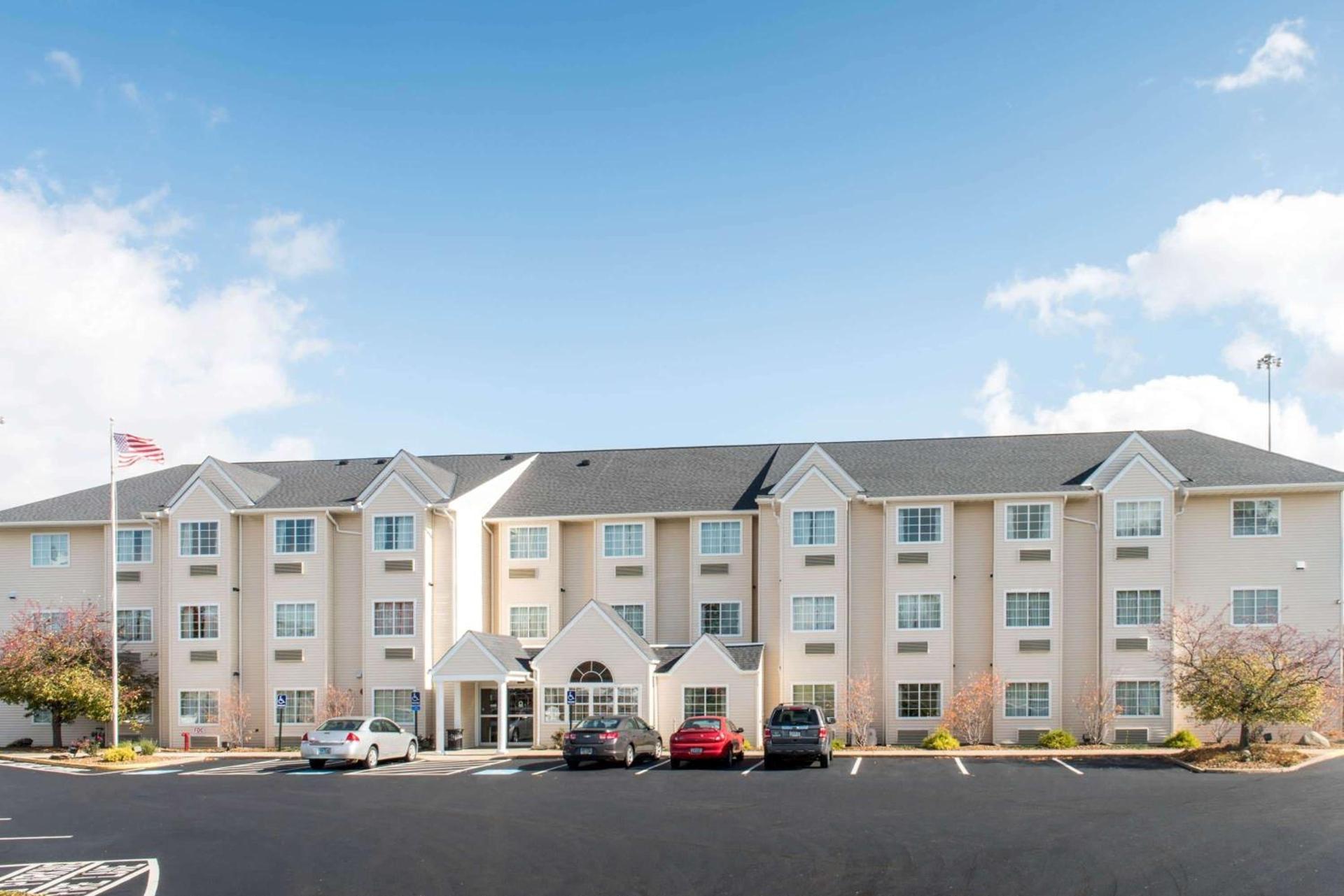Microtel Inn and Suites North Canton — hotel in North Canton
