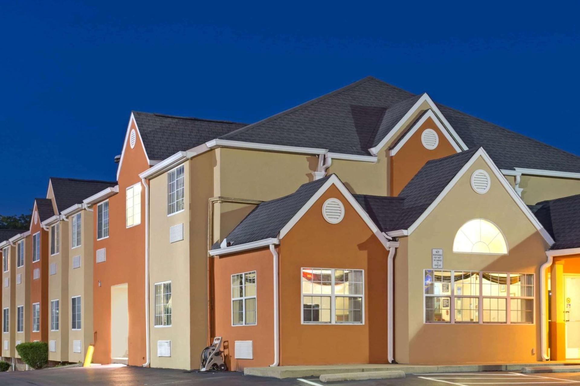 Microtel Inn by Wyndham - Murfreesboro photo 1
