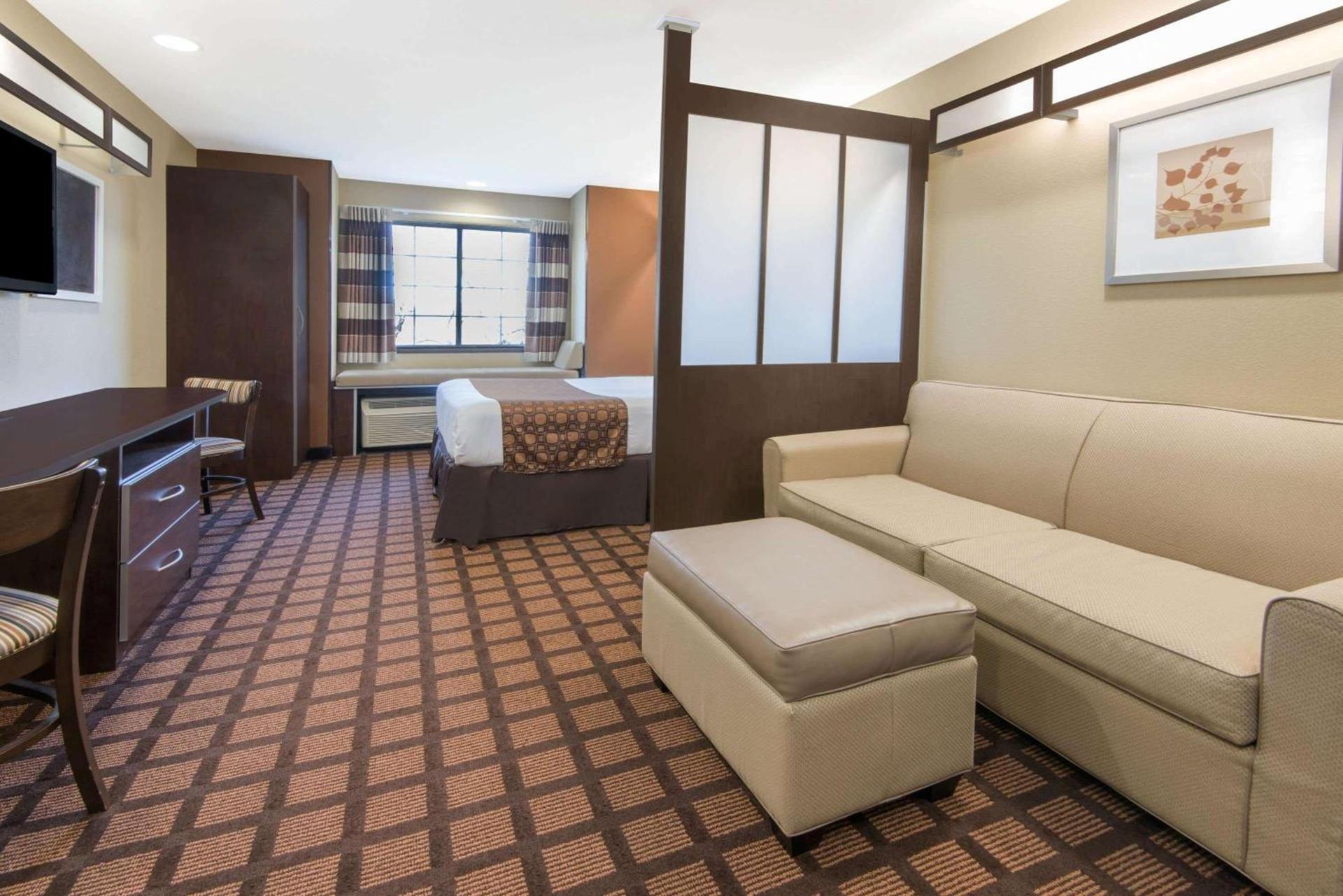 Microtel Inn and Suites North Canton photo 25