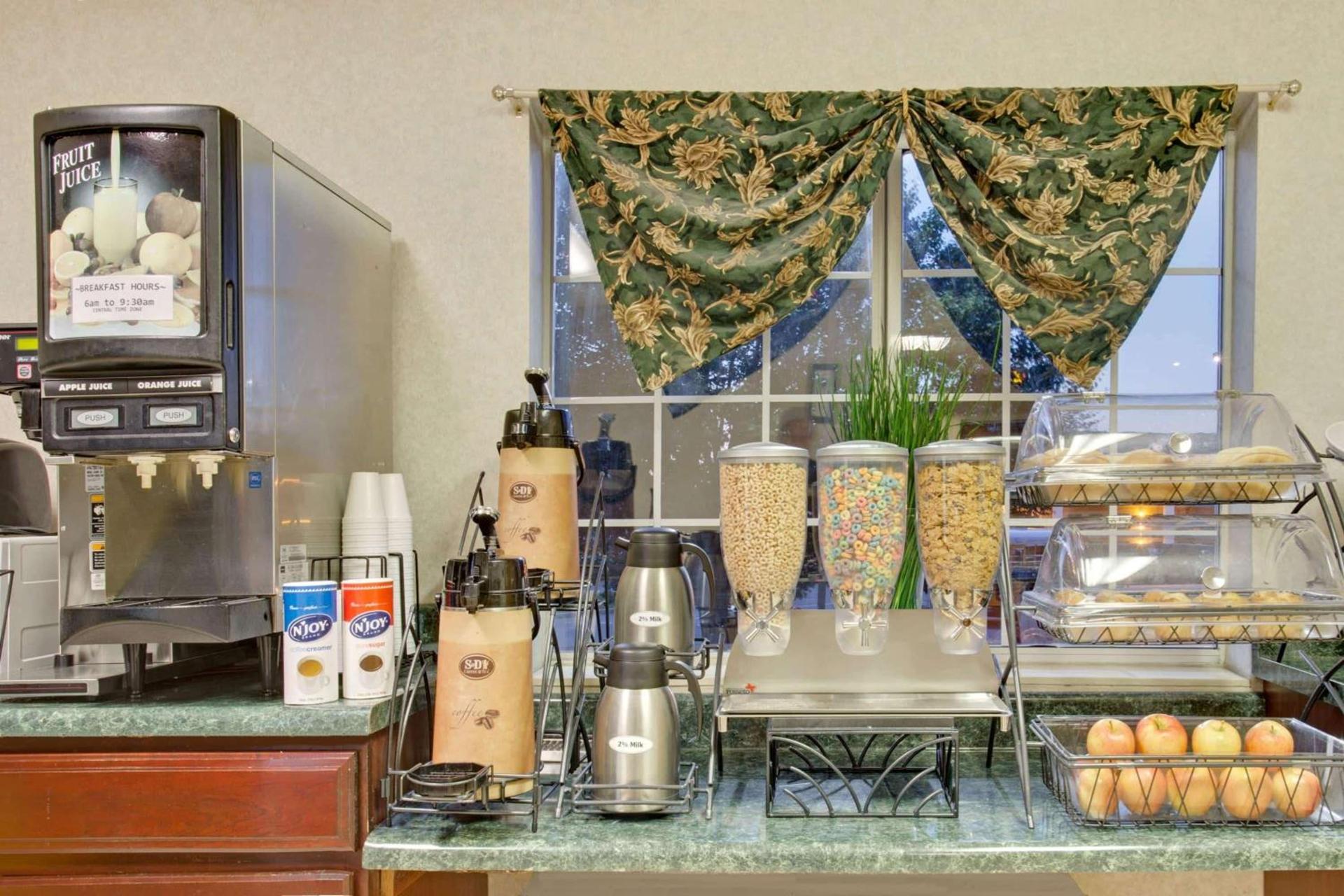 Microtel Inn by Wyndham - Murfreesboro photo 35