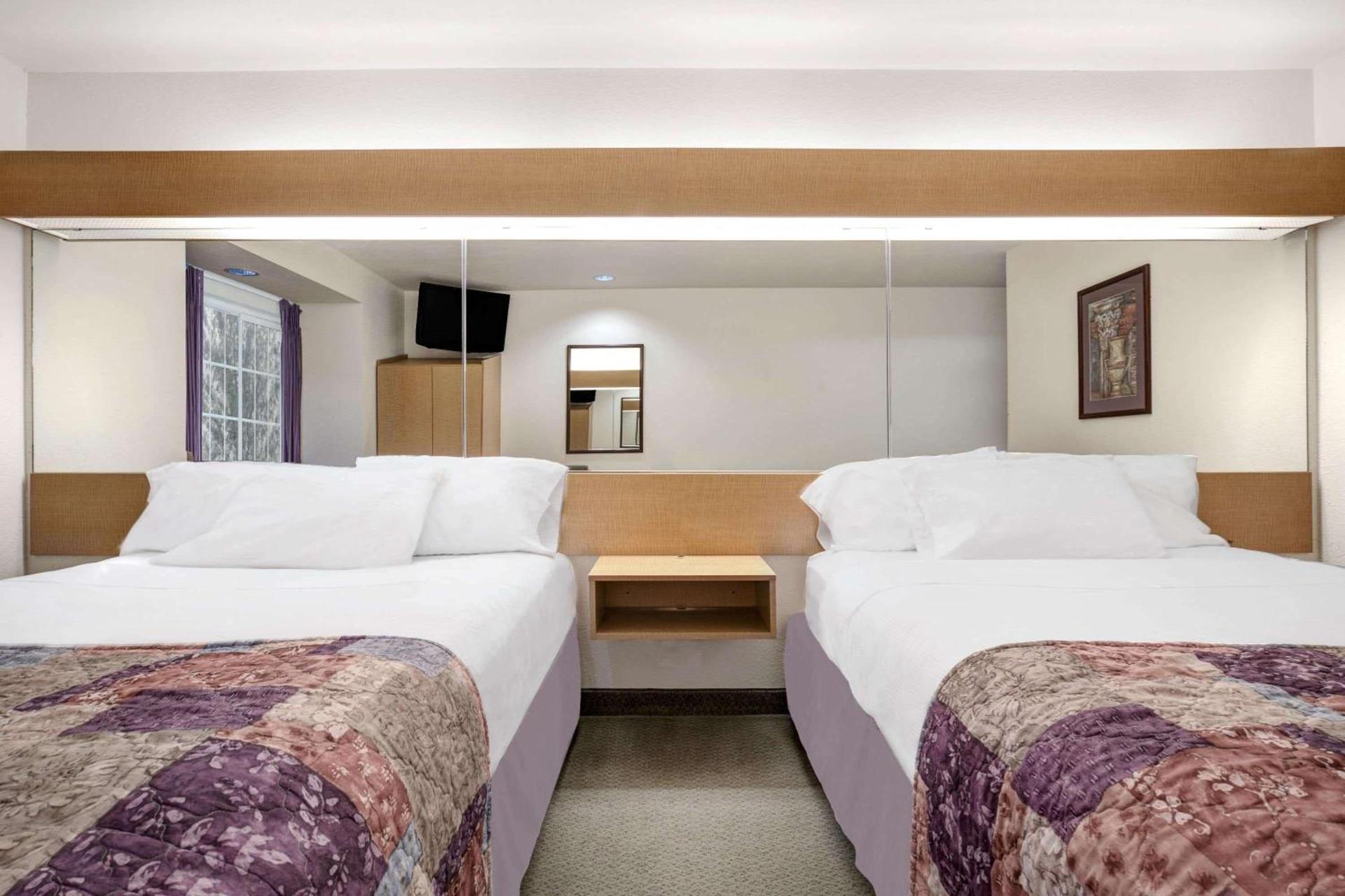 Microtel Inn & Suites by Wyndham Mankato photo 24