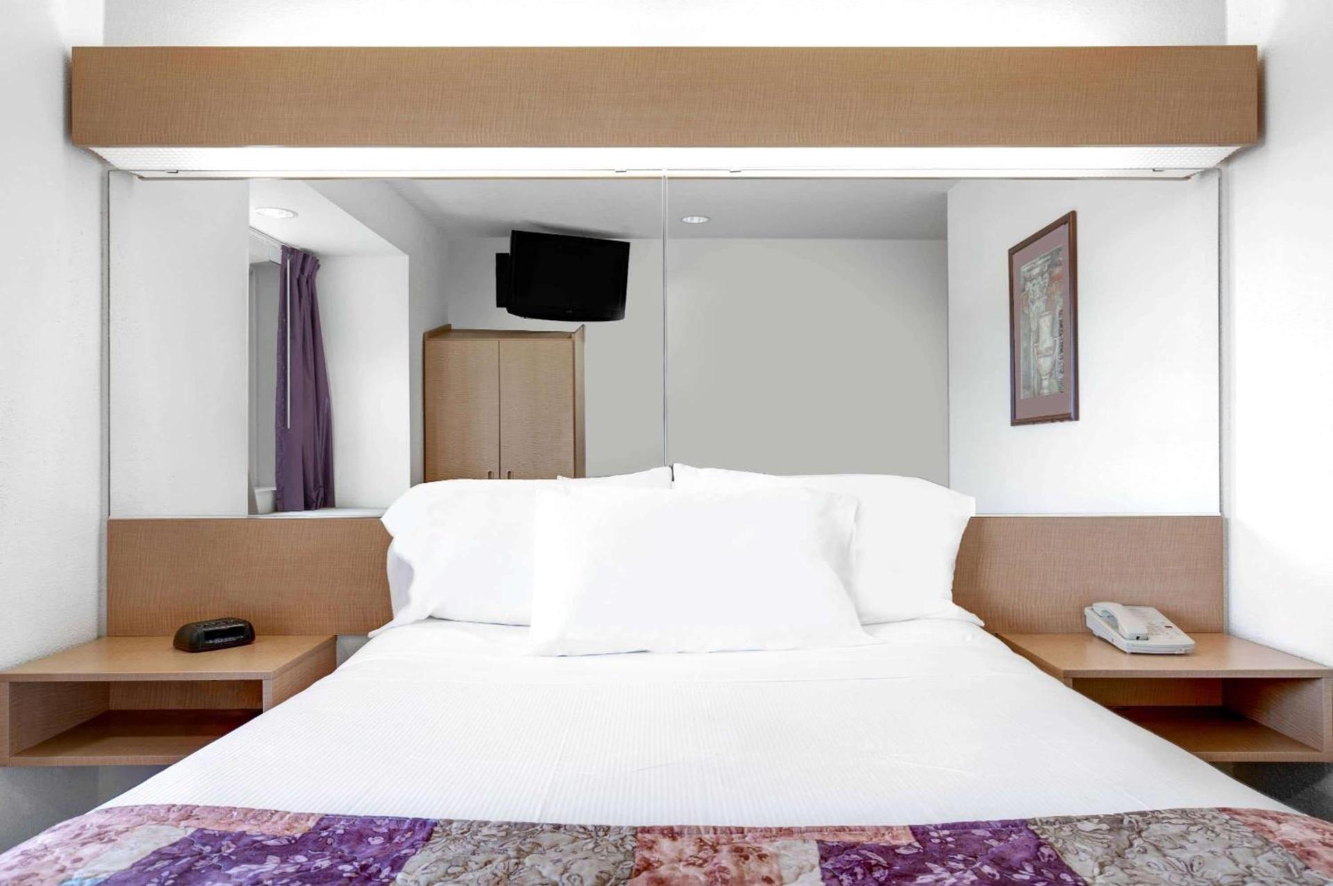 Microtel Inn & Suites by Wyndham Mankato photo 23