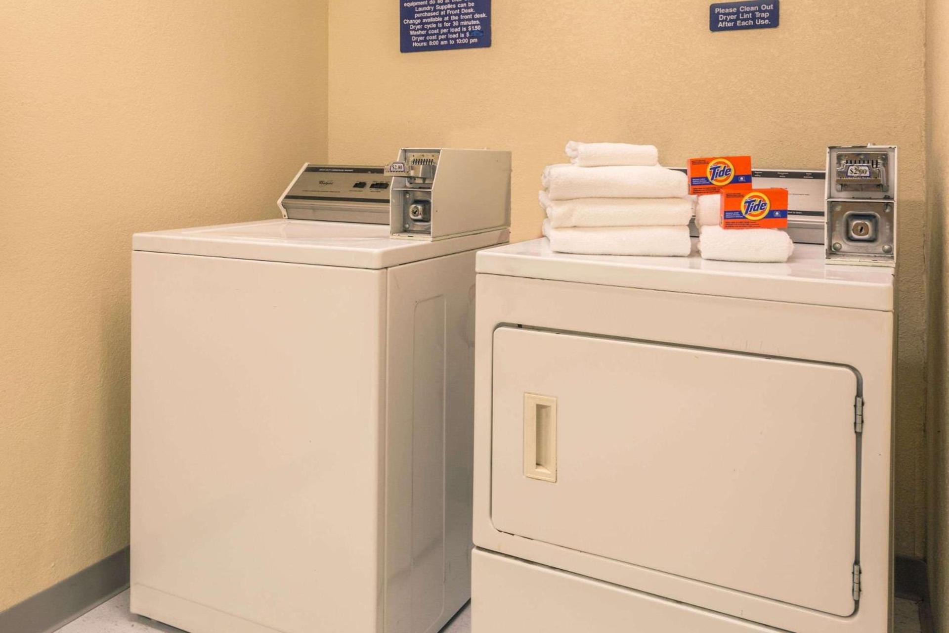 Microtel Inn and Suites Ocala photo 15
