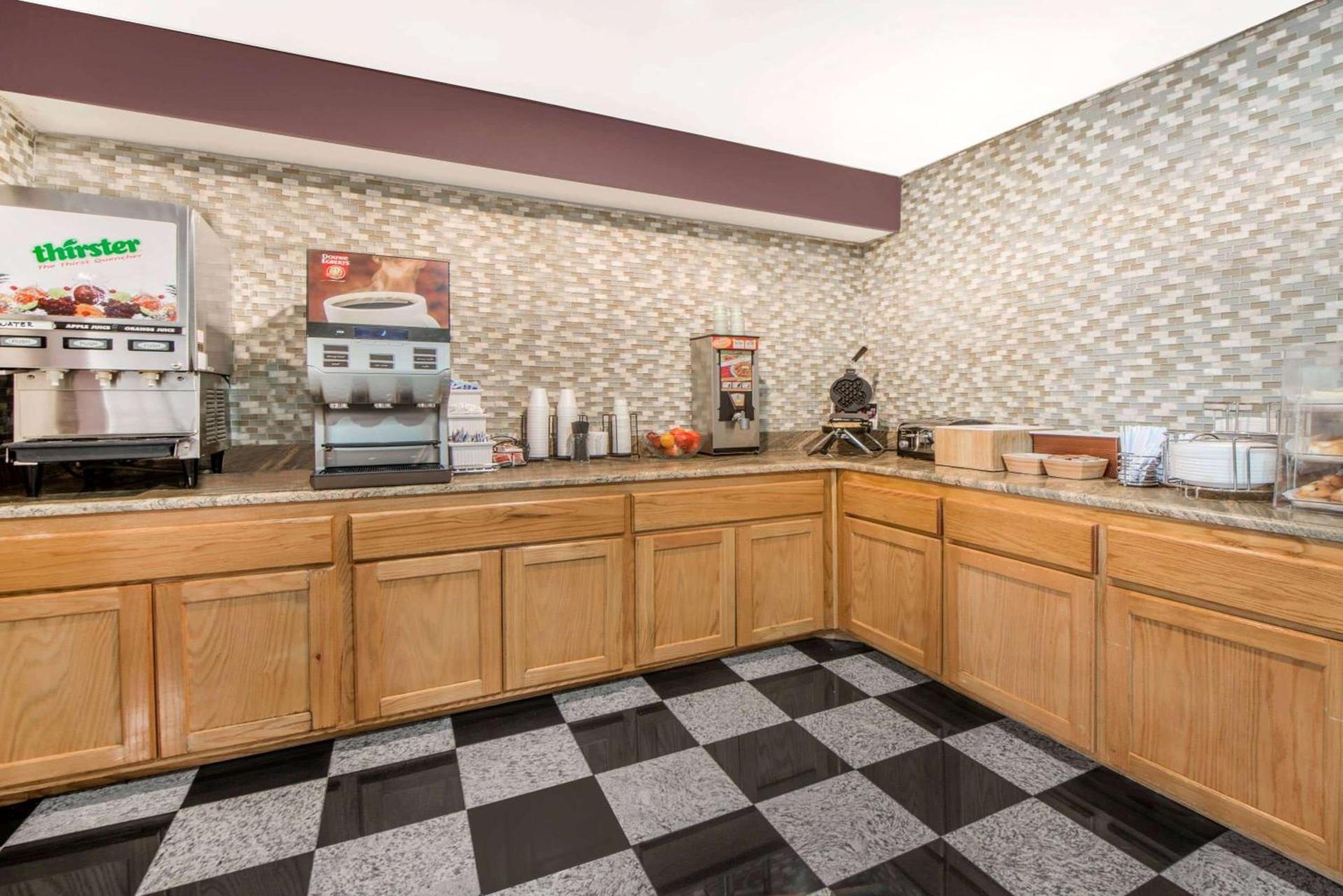 Microtel Inn & Suites by Wyndham Amarillo photo 38