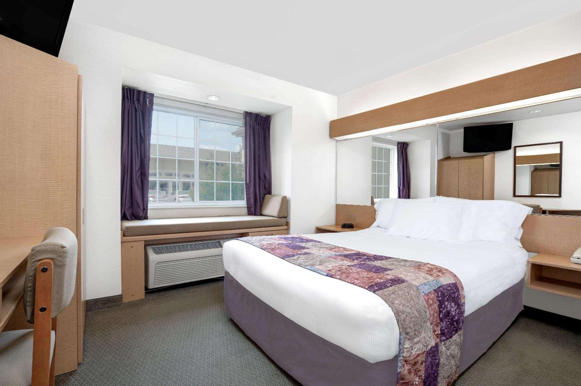 Microtel Inn & Suites by Wyndham Mankato photo 22