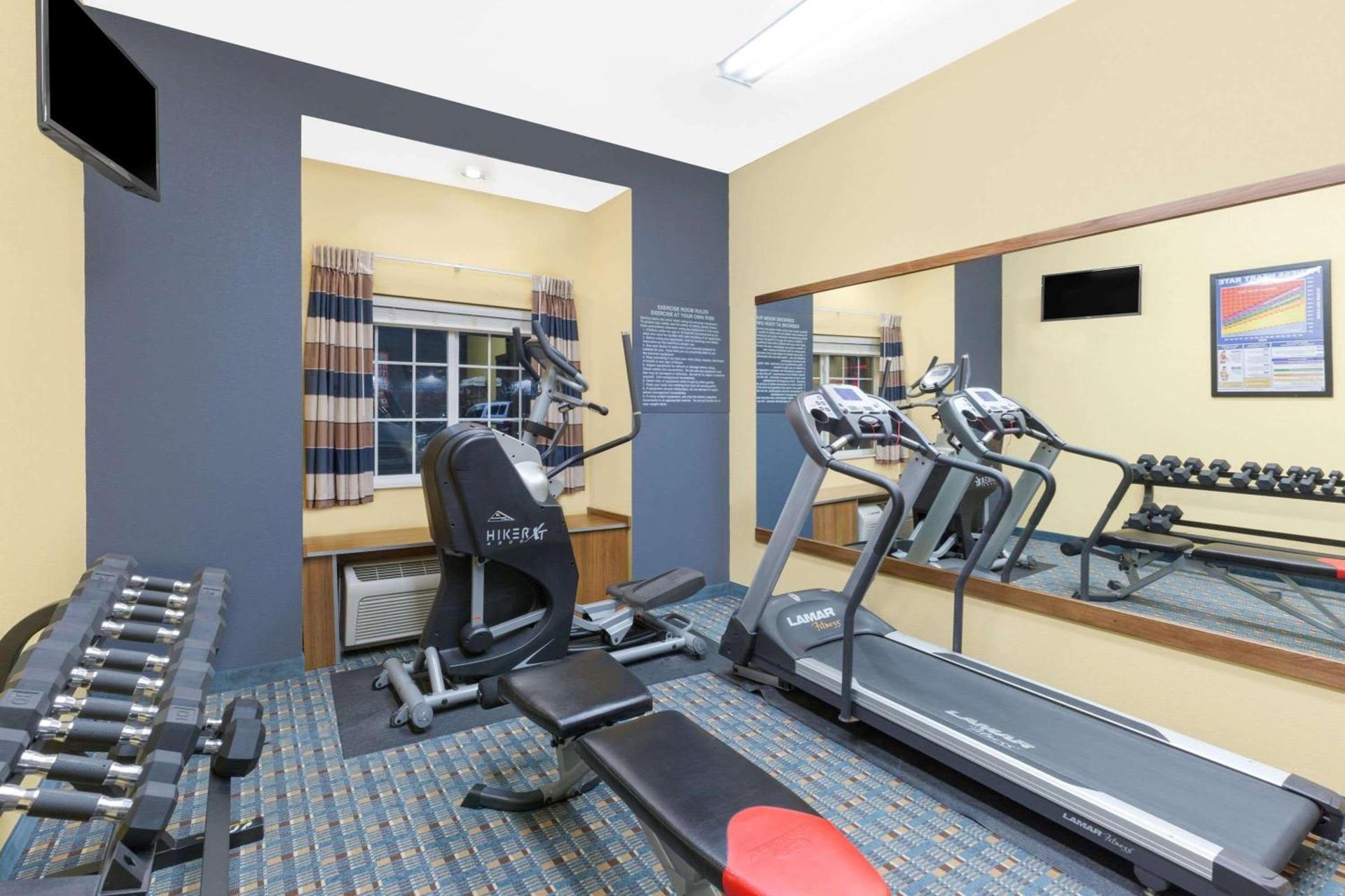 Microtel Inn & Suites - Kearney photo 3