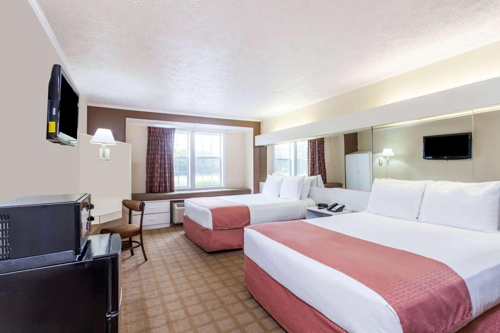 Microtel Inn by Wyndham Wilson photo 12