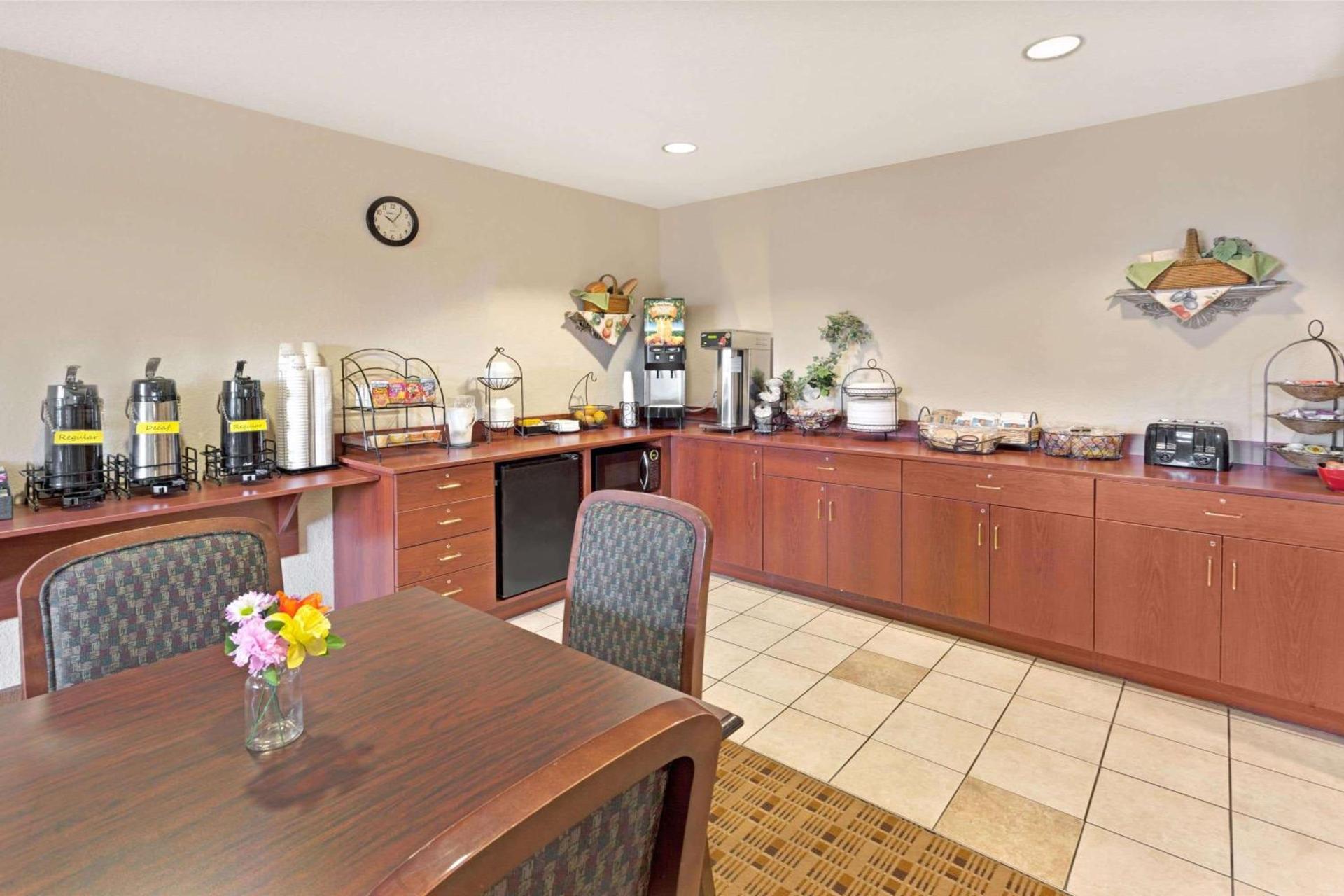 Microtel Inn & Suites by Wyndham Jasper photo 13