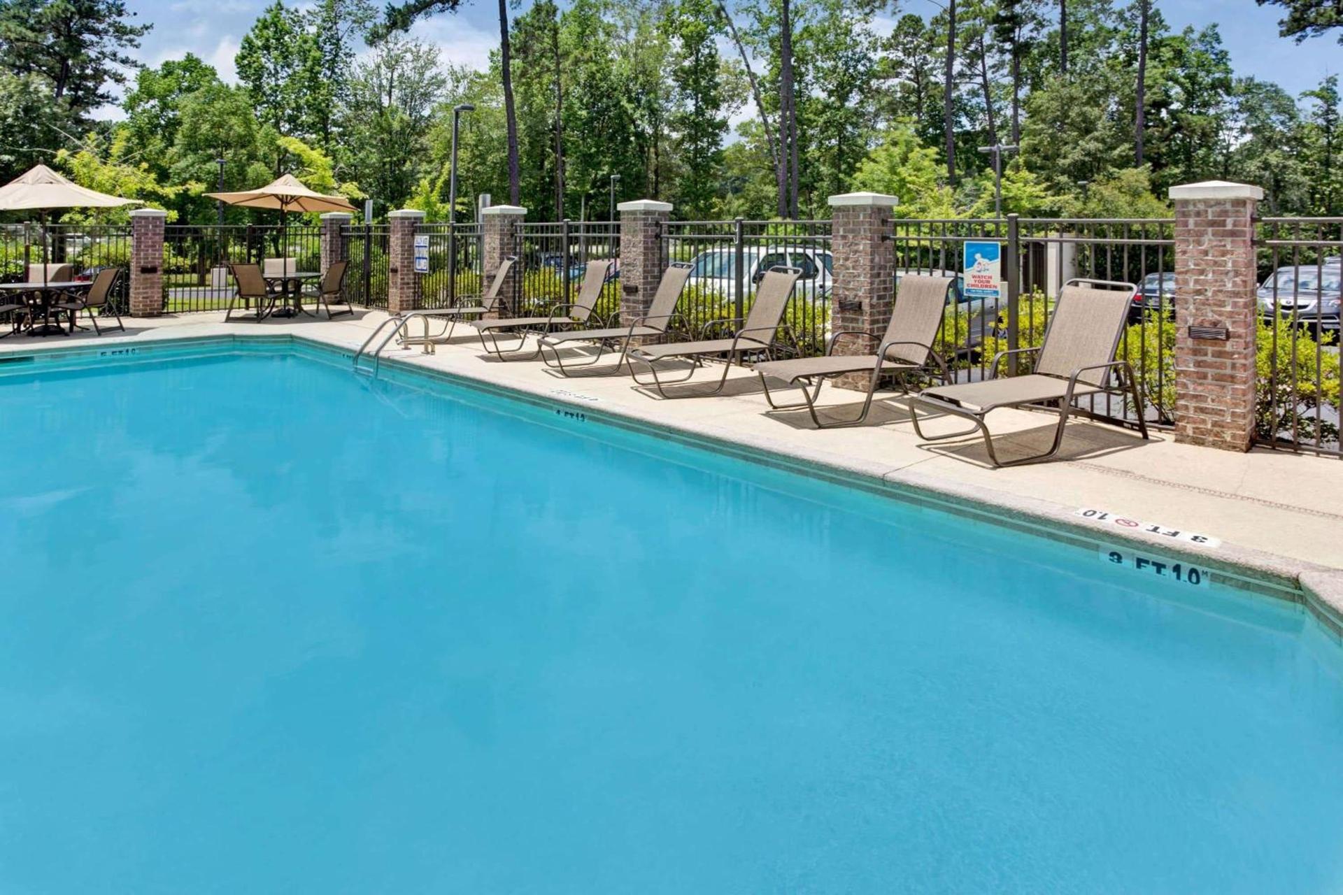 Wingate by Wyndham Charleston Southern University photo 10