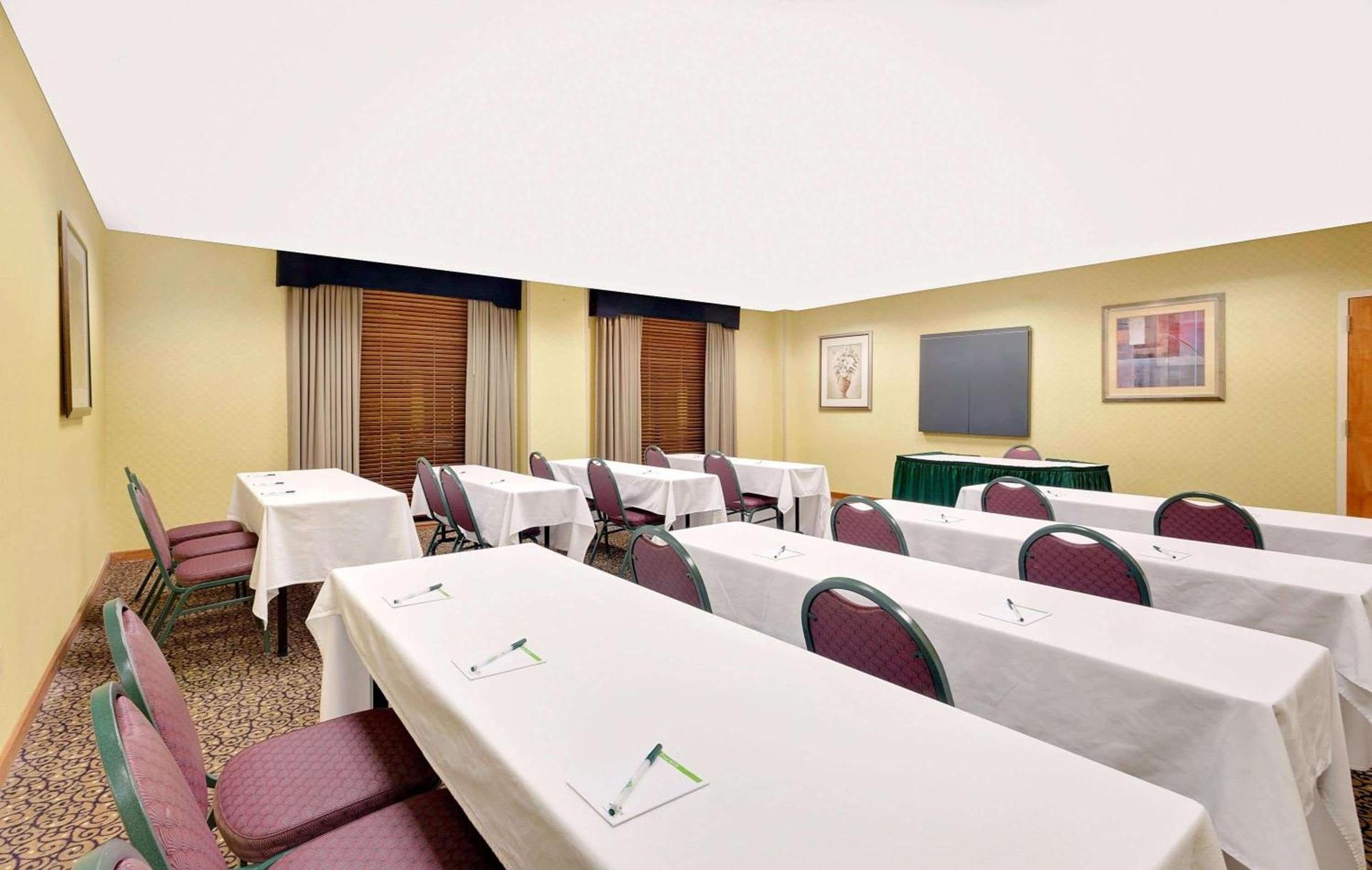 Wingate by Wyndham Destin photo 13
