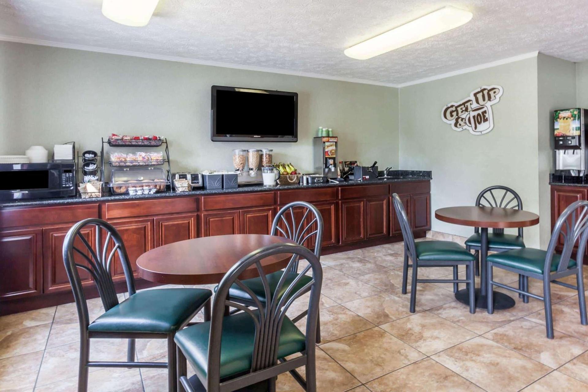 Microtel Inn by Wyndham Wilson photo 3