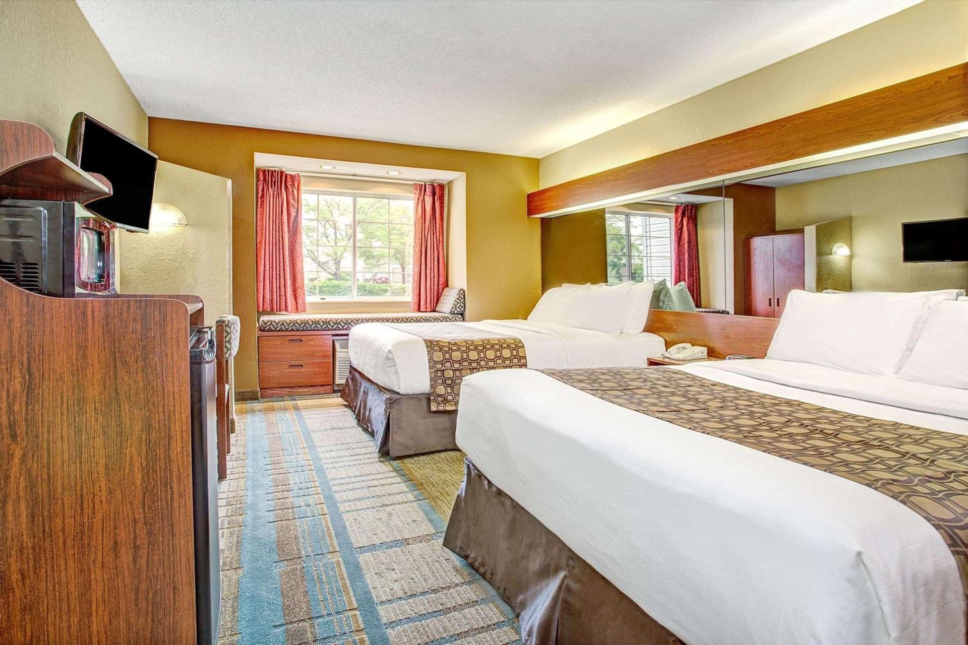 Microtel Inn & Suites by Wyndham Mason photo 17