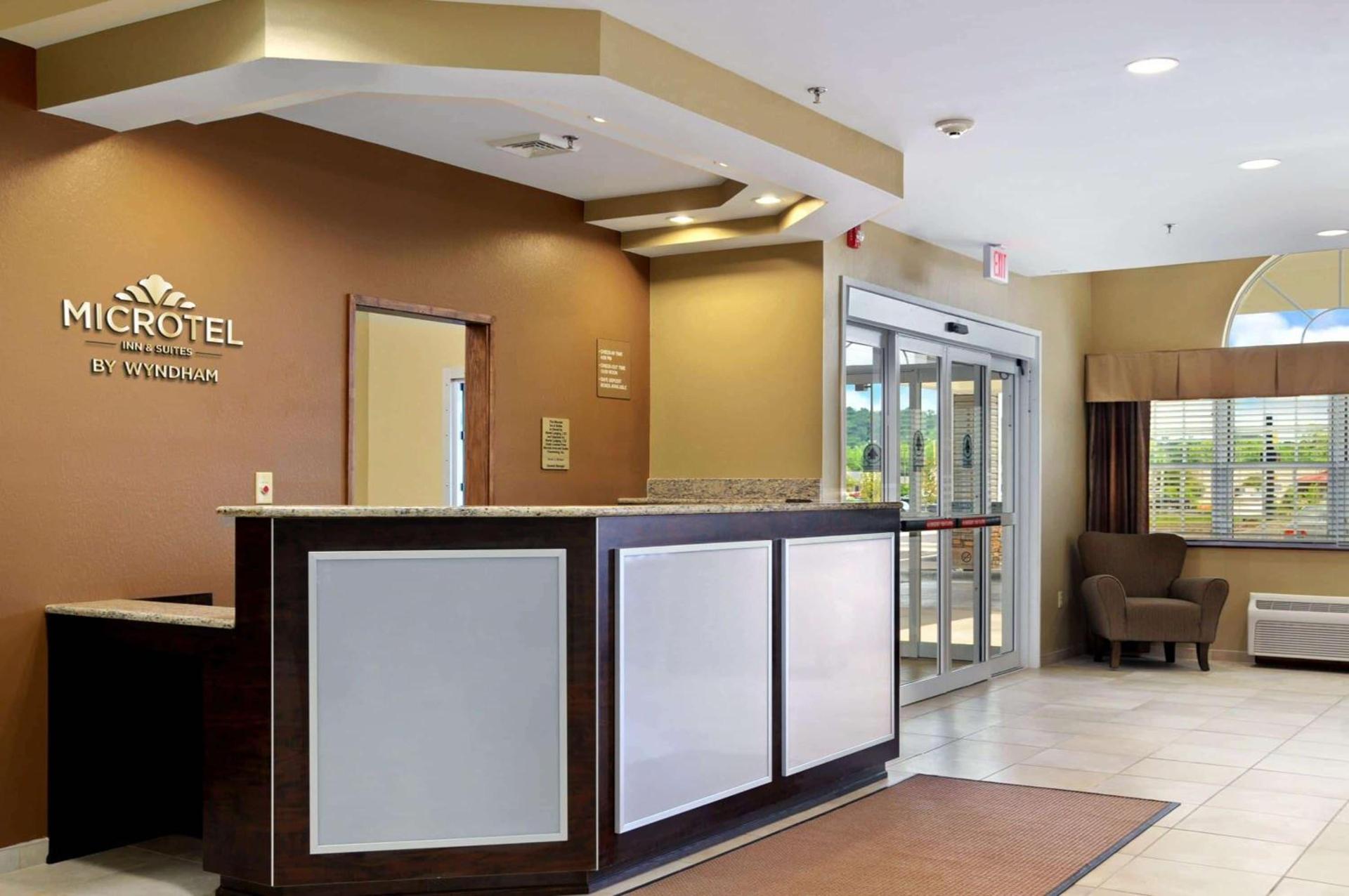 Microtel Inn & Suites by Wyndham Marietta photo 2