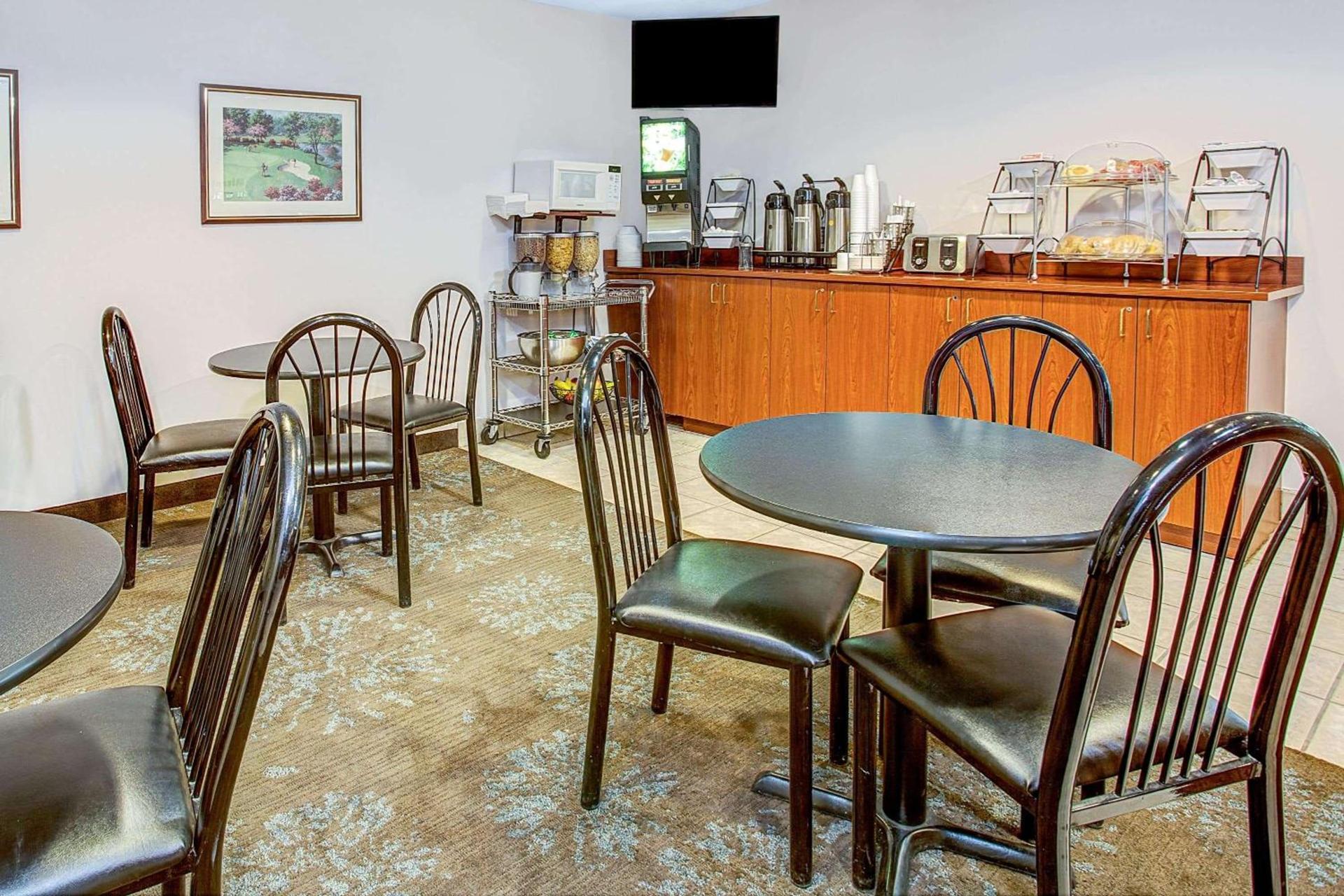 Microtel Inn & Suites by Wyndham Mason photo 15